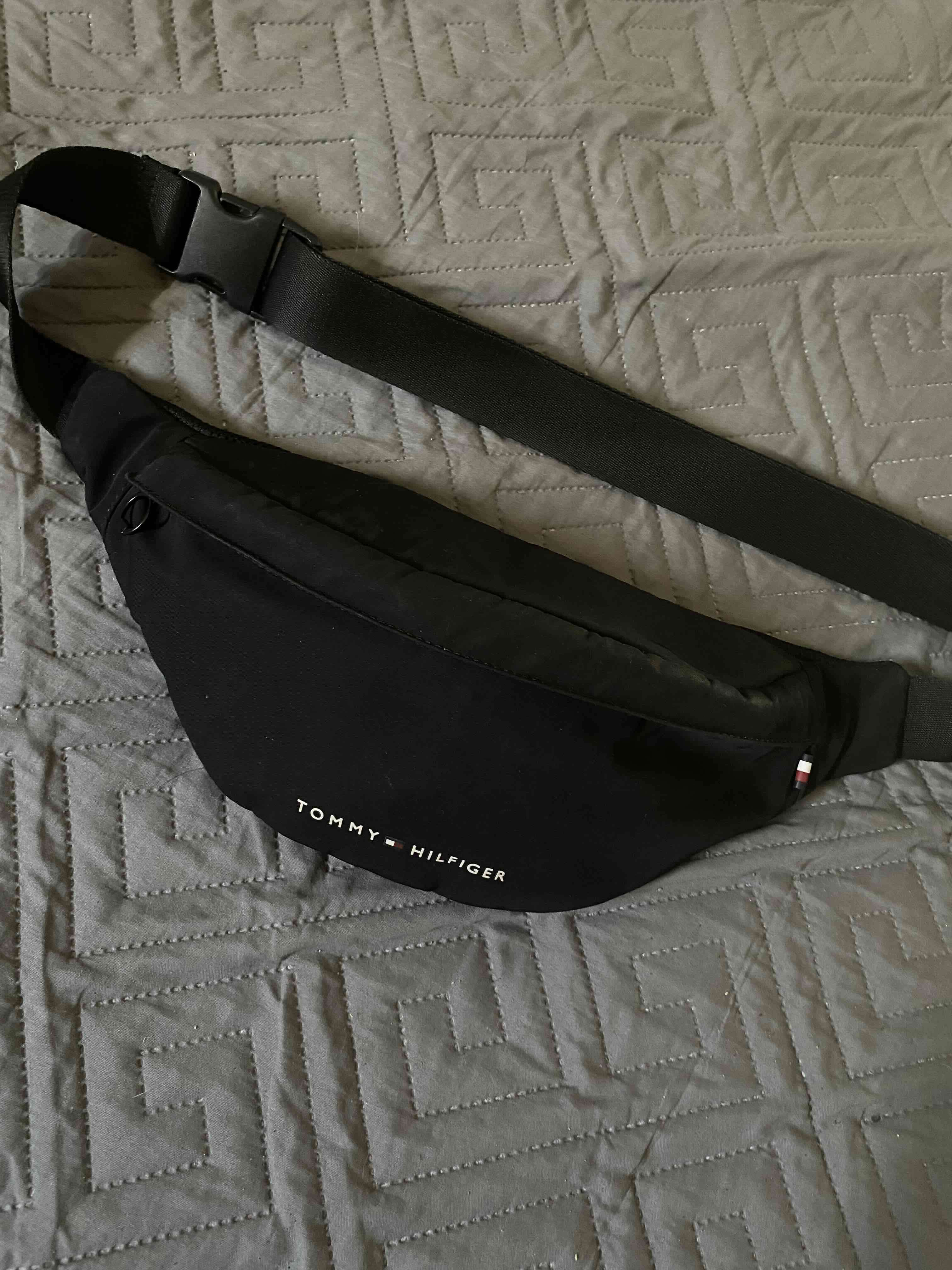 Banano Tommy Hilfiger negro - miniatura 1