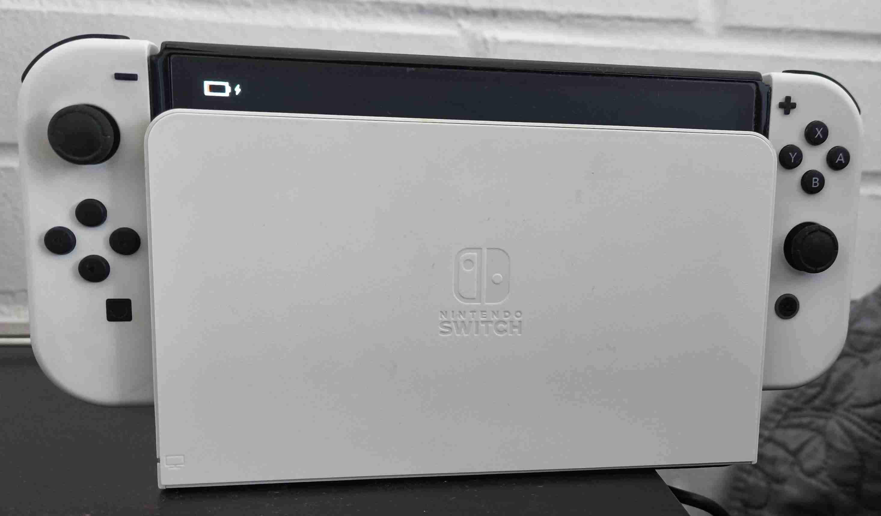 Nintendo Switch OLED con juego - miniatura 5