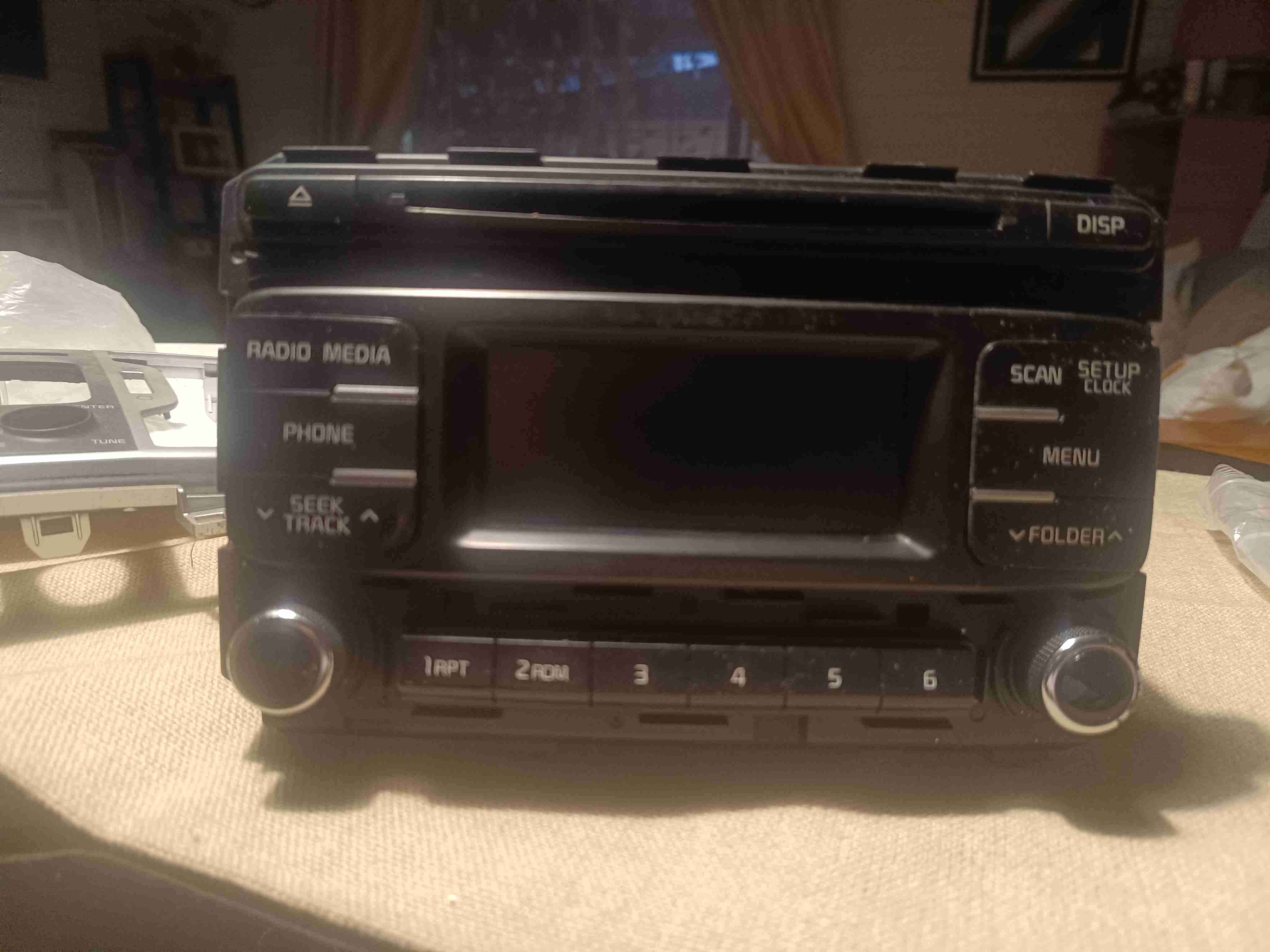 Radio de auto multimedia - miniatura 1