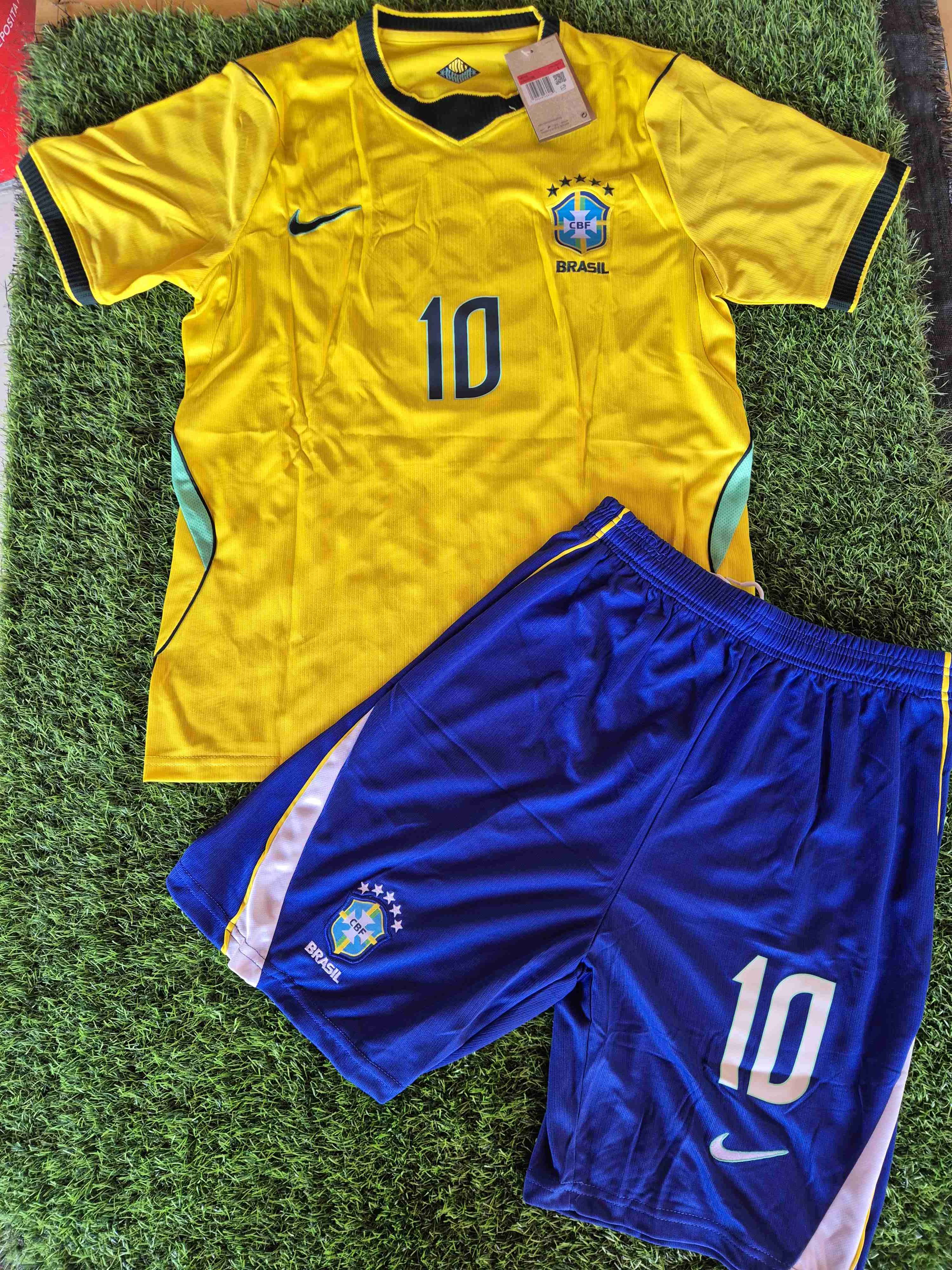 Conjunto de fútbol Brasil Neymar Jr - miniatura 2