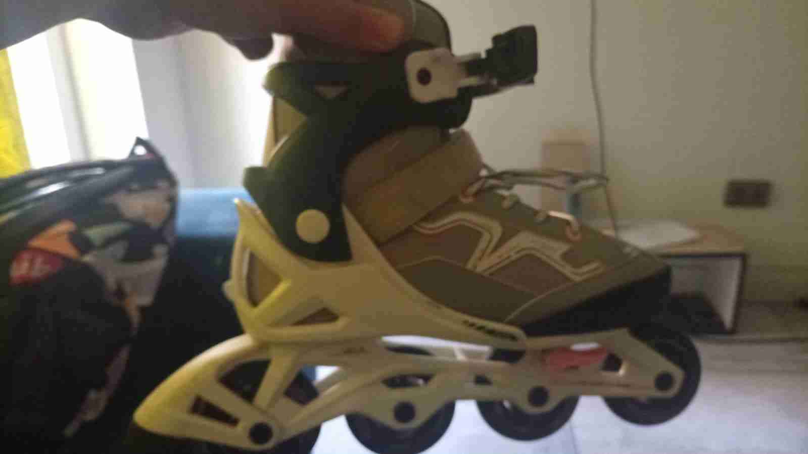 Patines en línea grises - miniatura 3