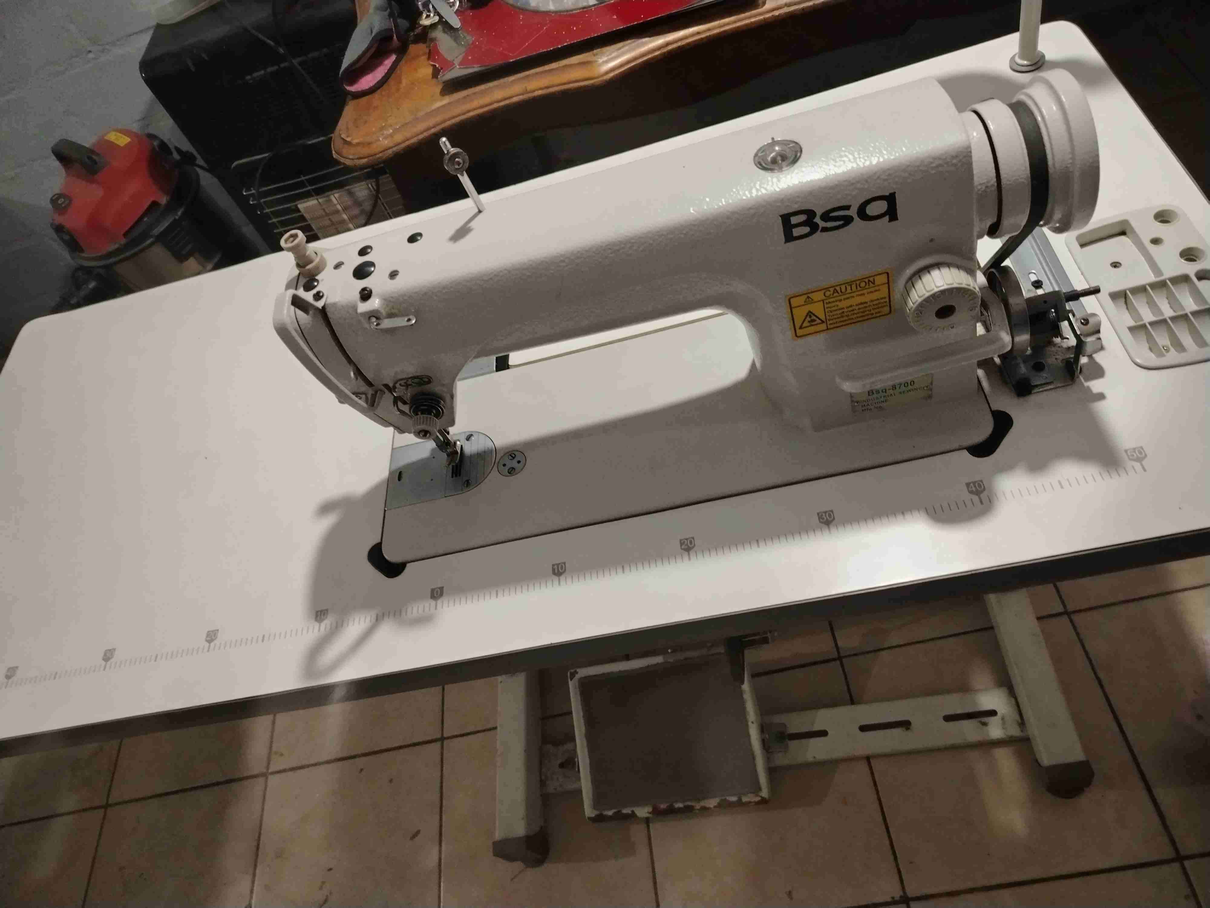 Máquina de coser industrial BSQ - miniatura 1