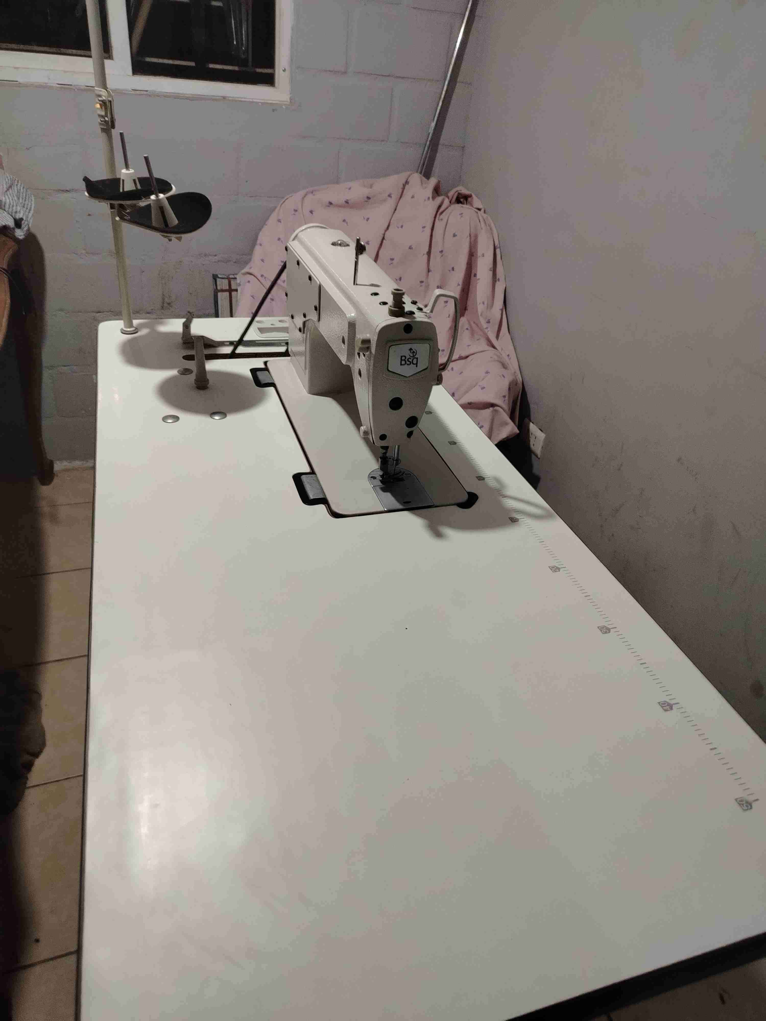 Máquina de coser industrial BSQ - miniatura 3