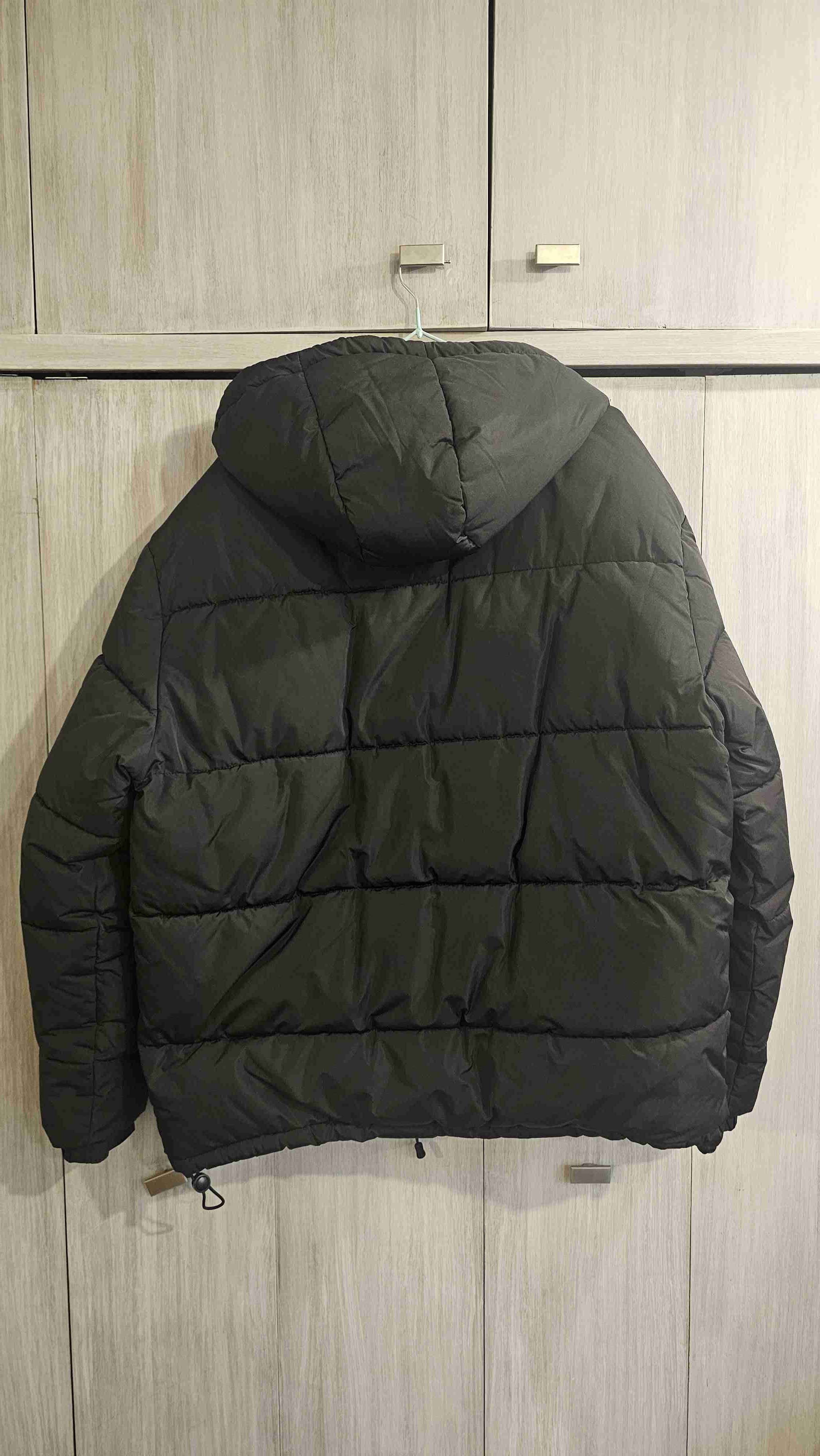 Chaqueta acolchada negra HyM talla L - miniatura 2