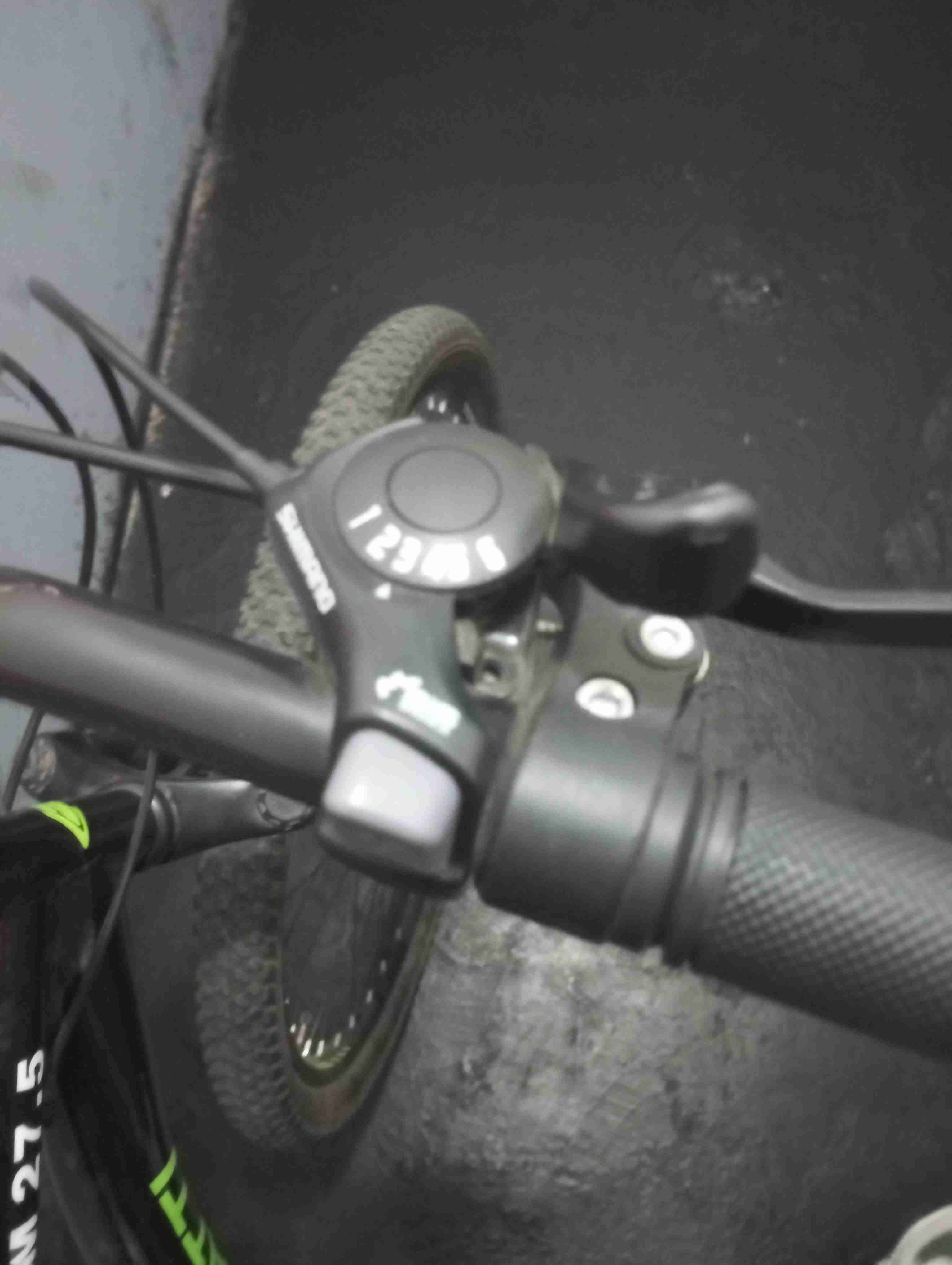 Bicicleta de montaña para adulto - miniatura 3