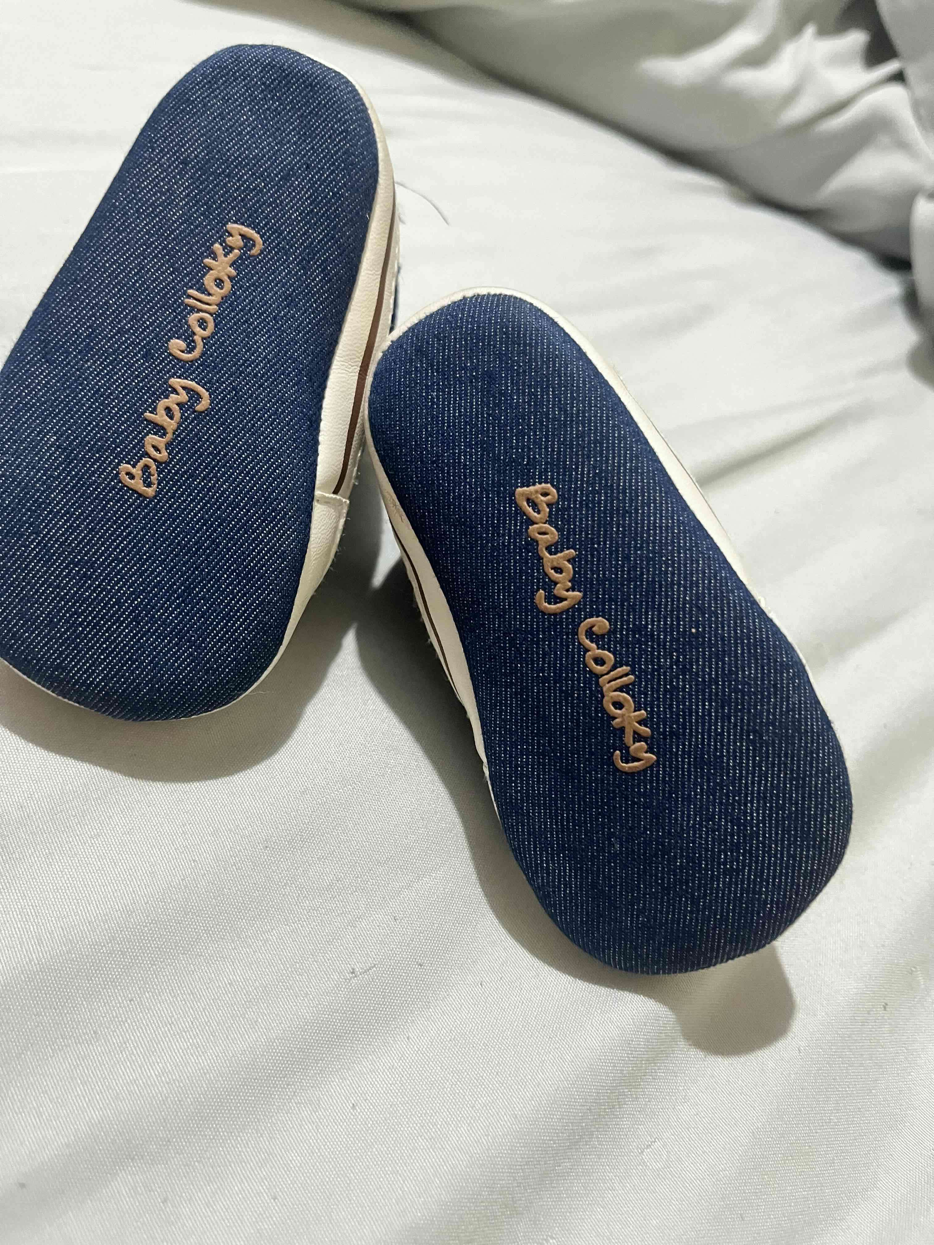 Zapatillas bebé azul y blanco - miniatura 4