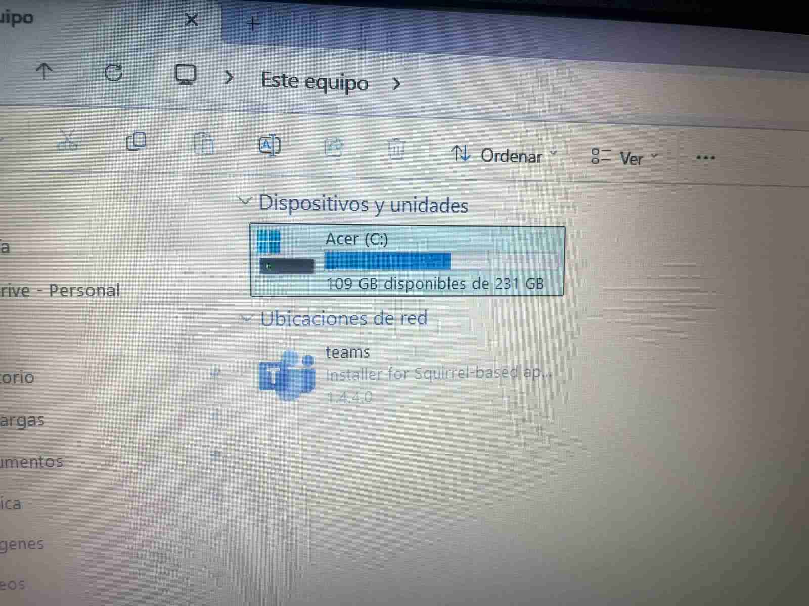 Laptop Acer con cargador - miniatura 4