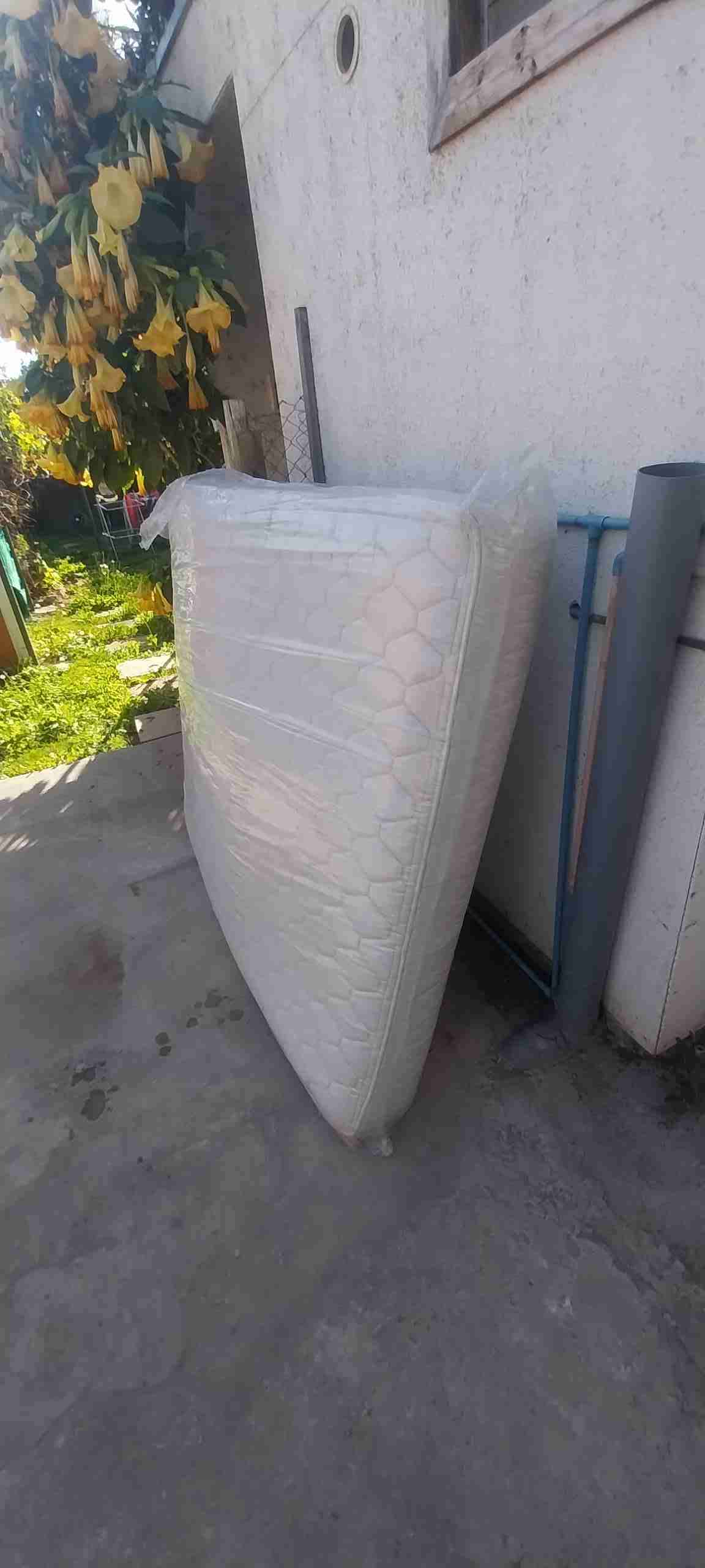 Colchón poco uso 3 meses - miniatura 3