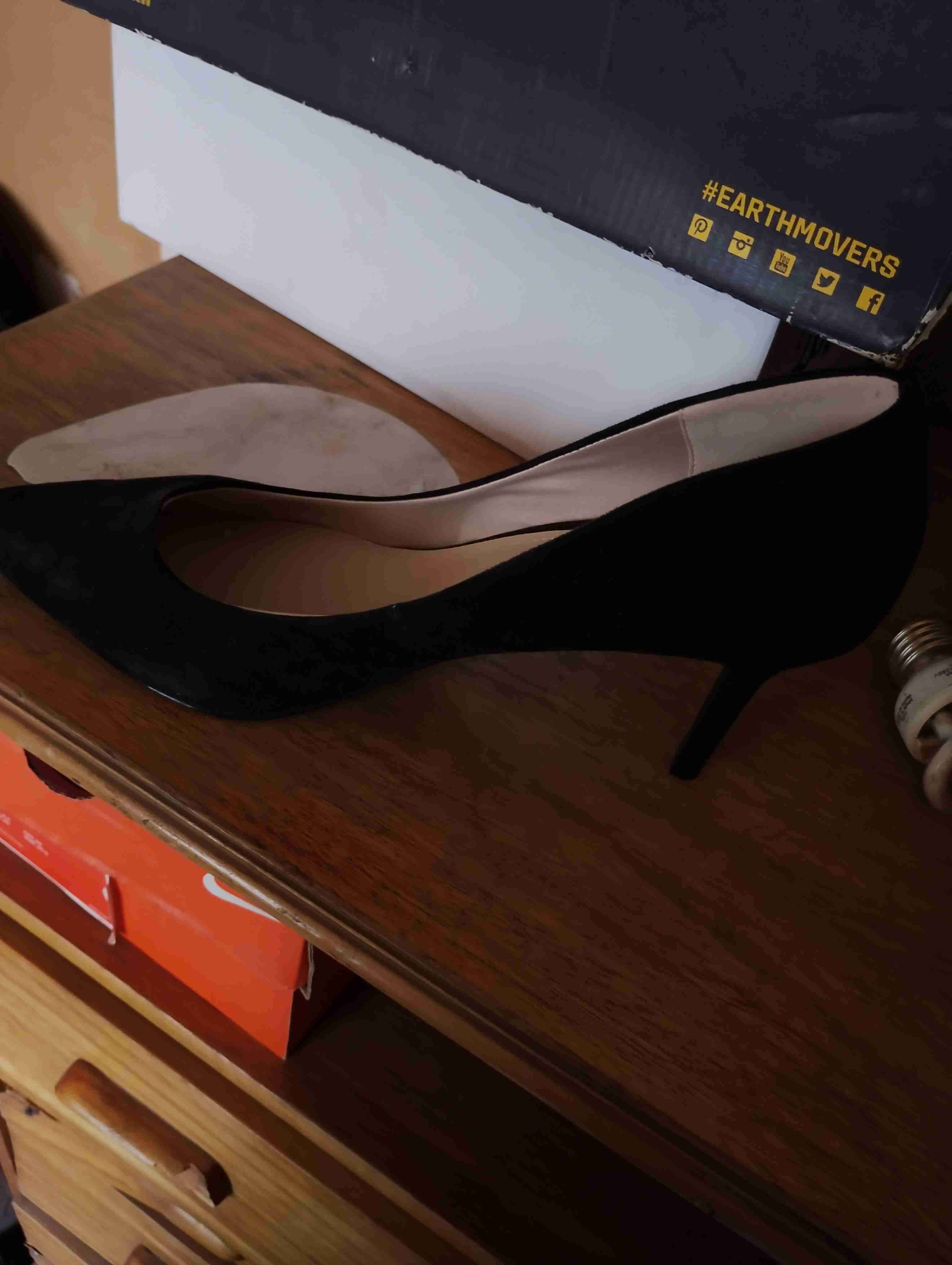 Botas negras con cierre lateral - miniatura 3