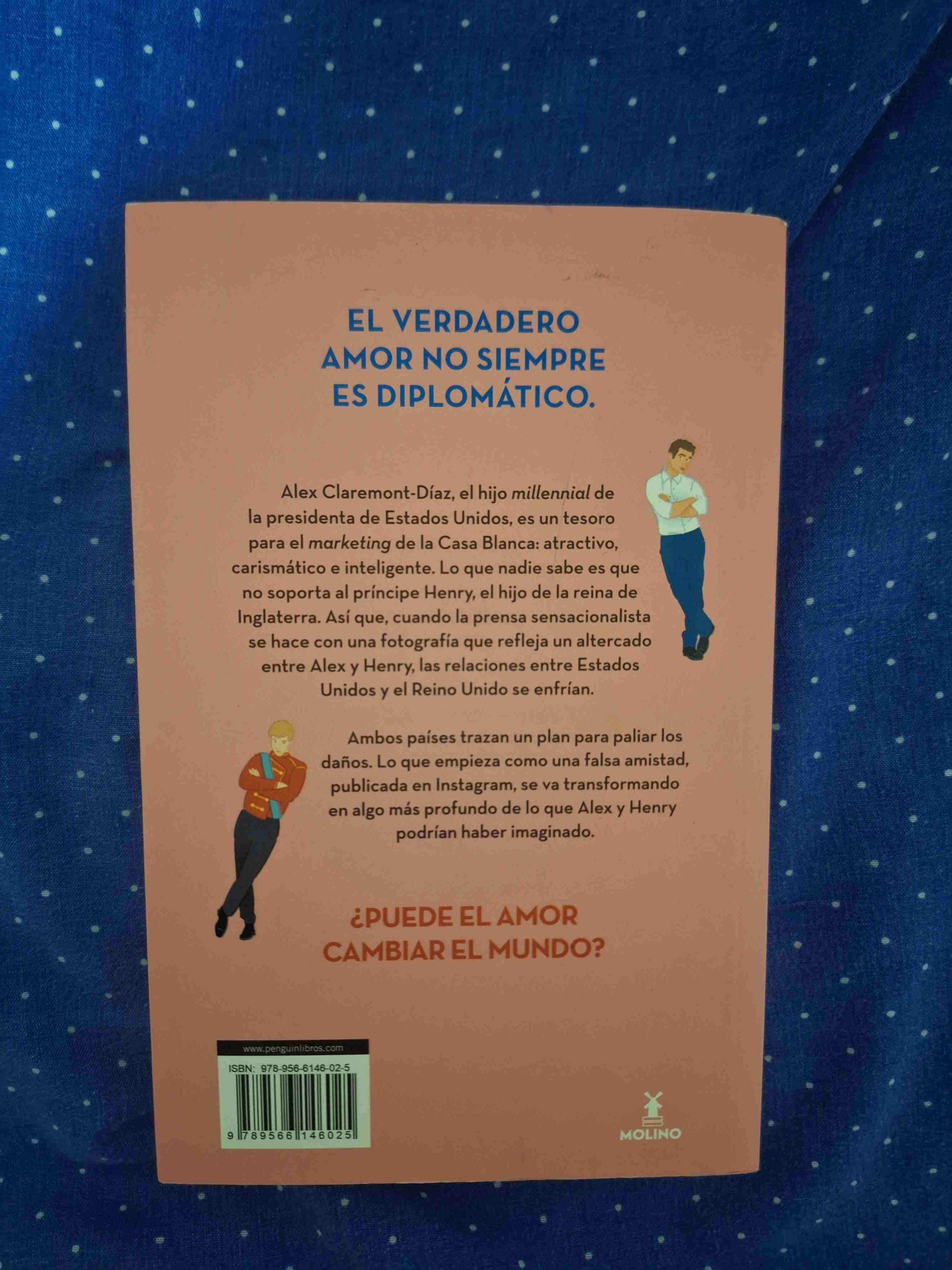 Libro 'Rojo, Blanco y Sangre Azul' - miniatura 2