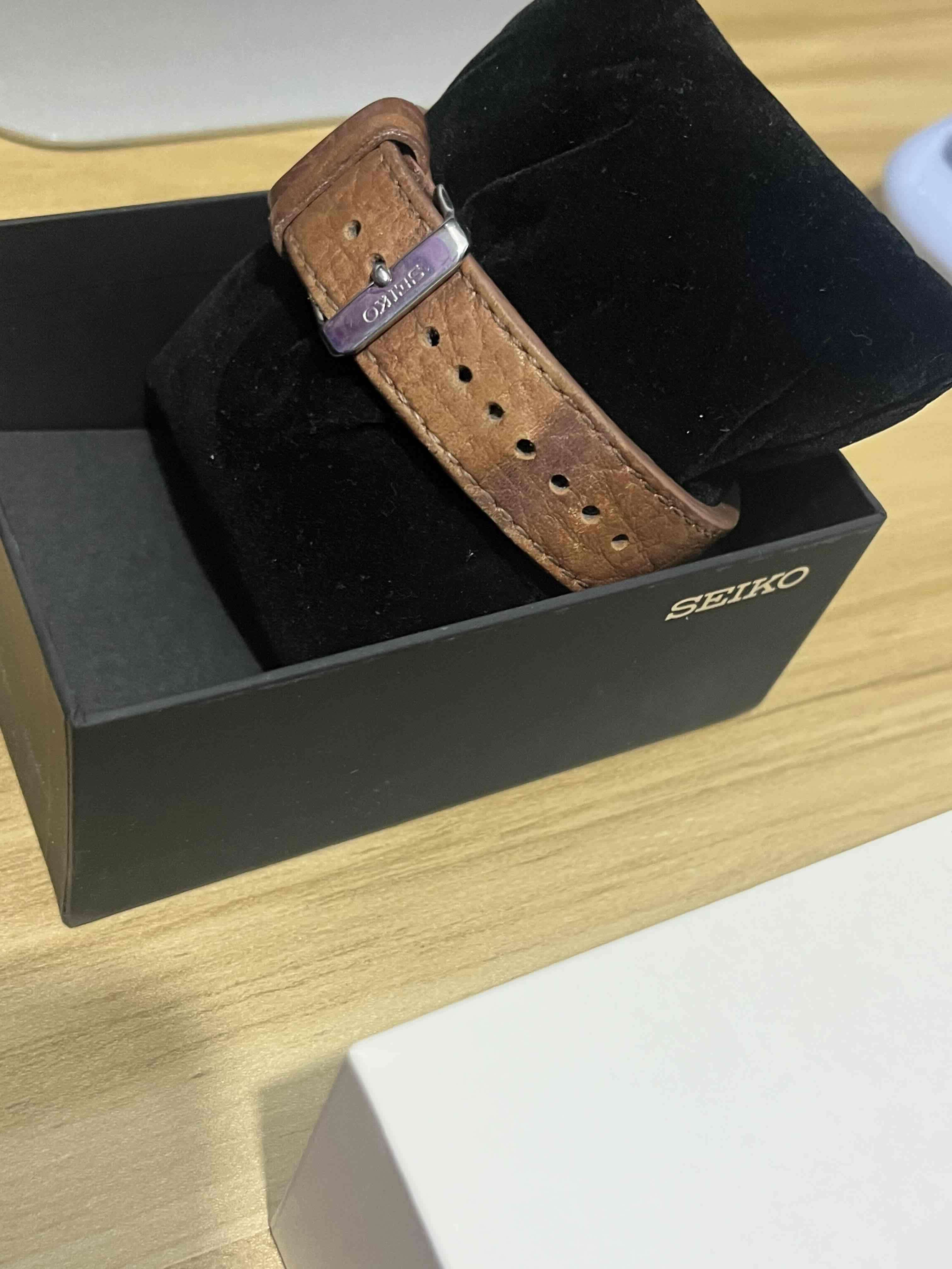 Reloj Seiko automático con correa de cuero - miniatura 3