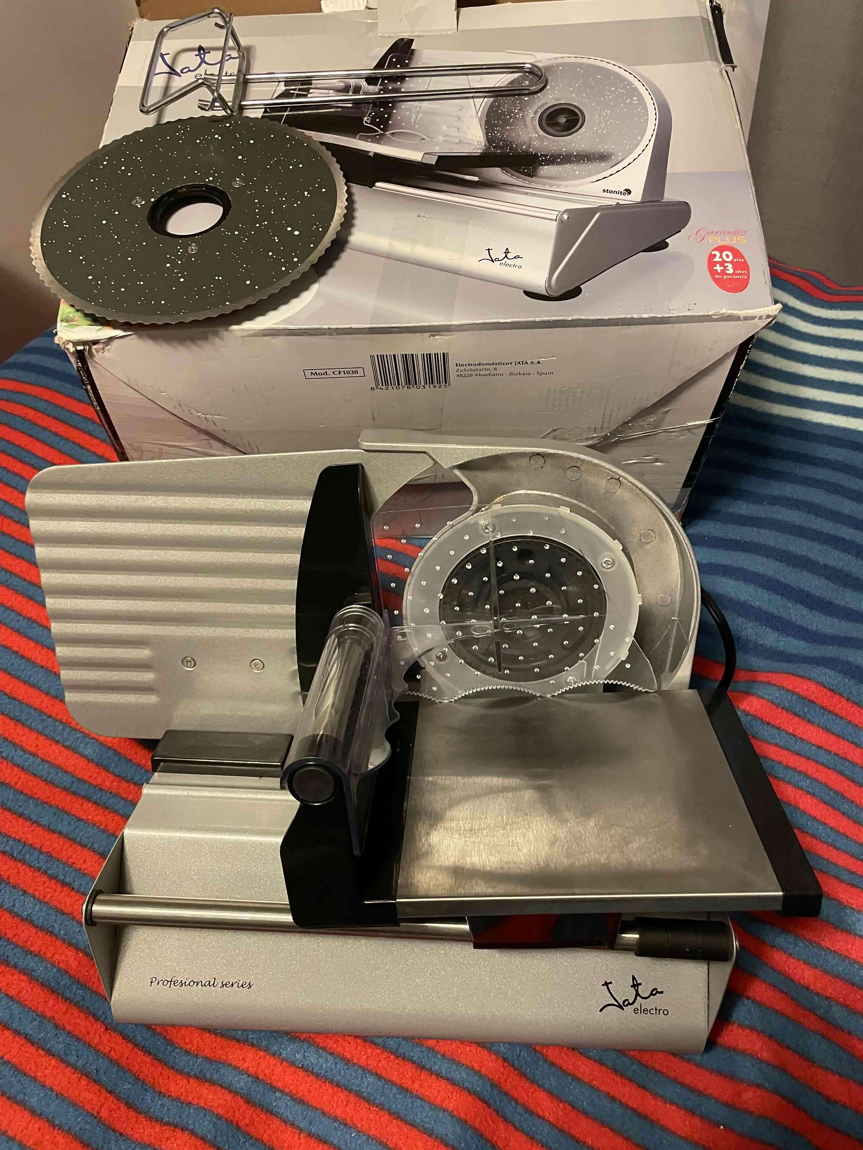 Cortadora de fiambres Jata electro - miniatura 1