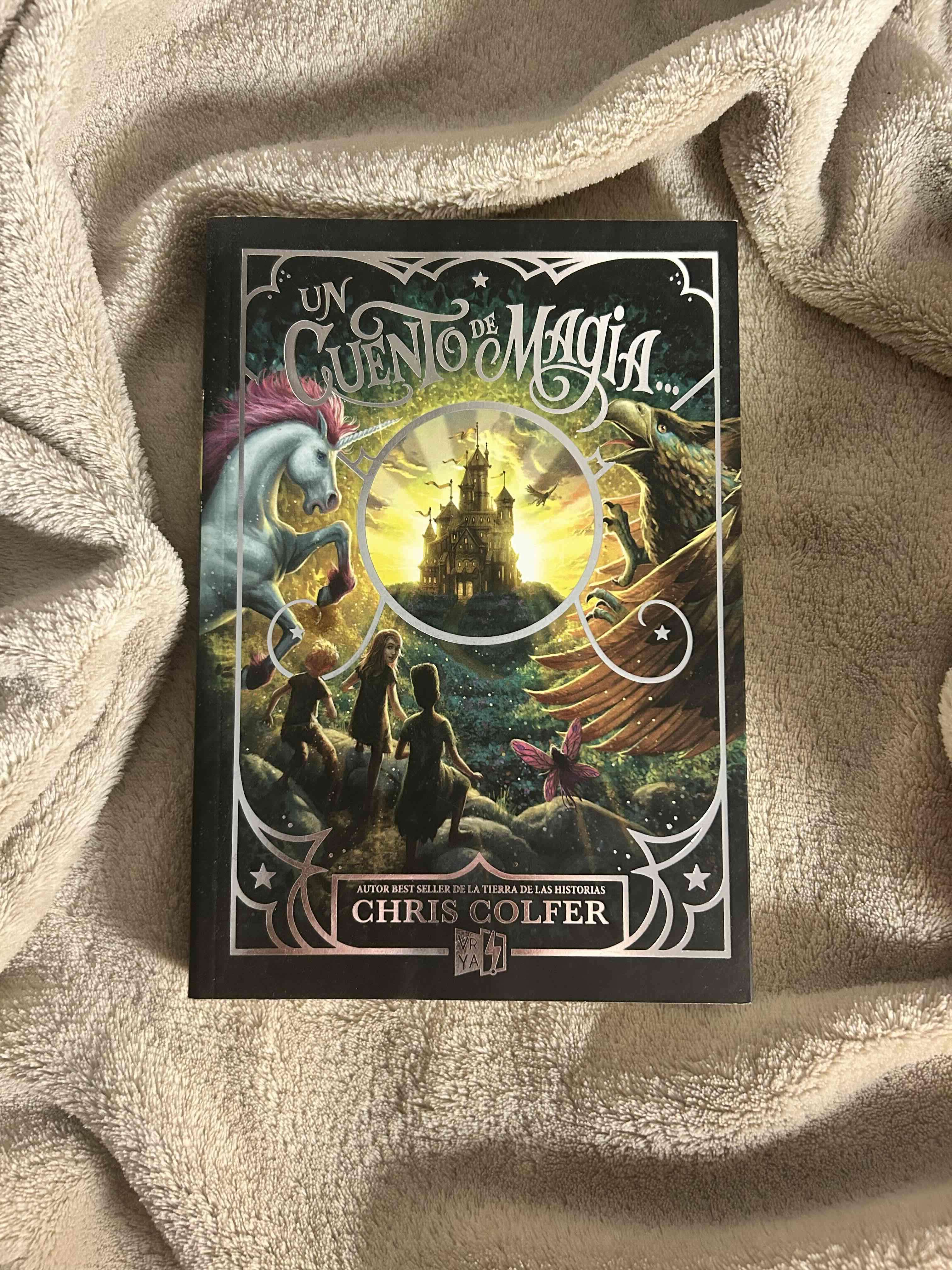 Libro 'Un Cuento de Magia' - miniatura 1