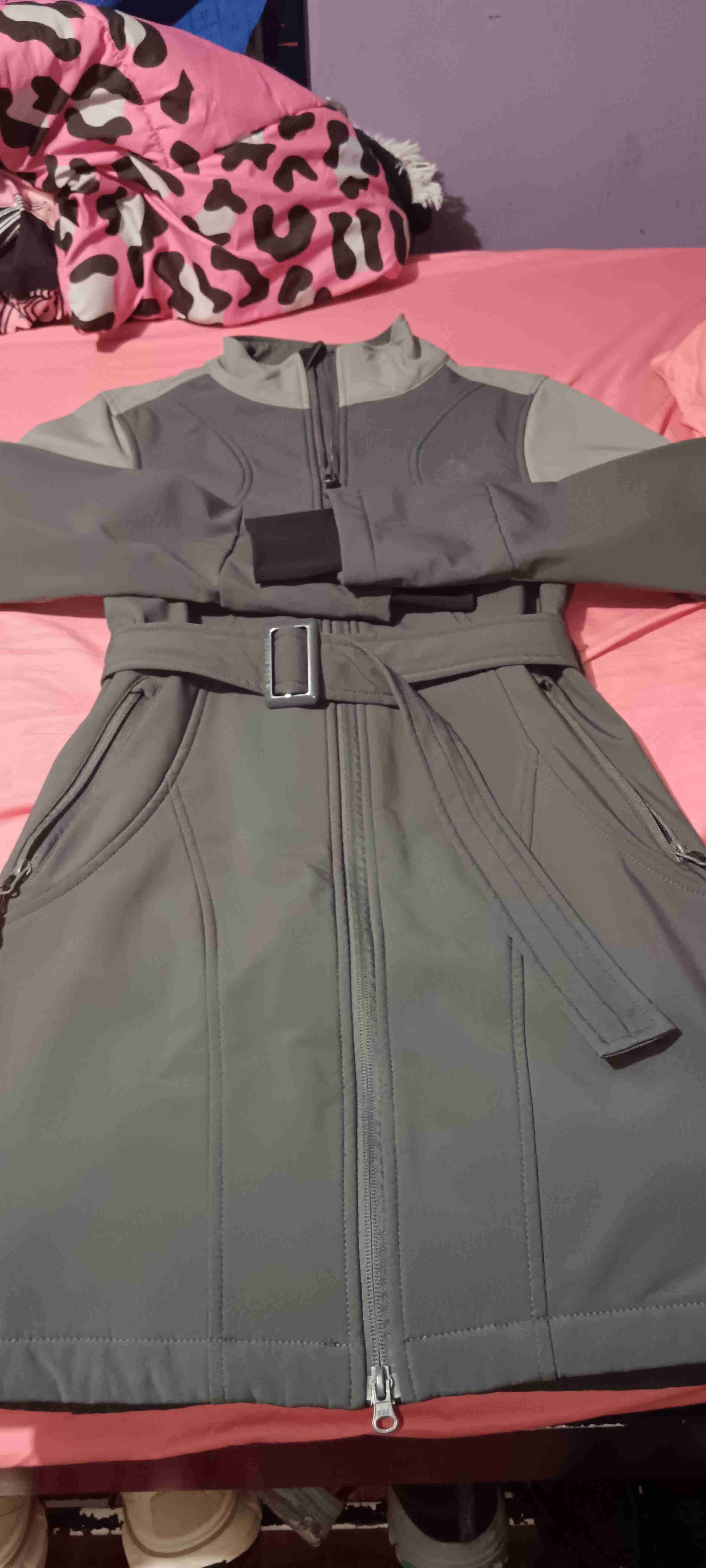 Abrigo gris con cinturón - miniatura 2