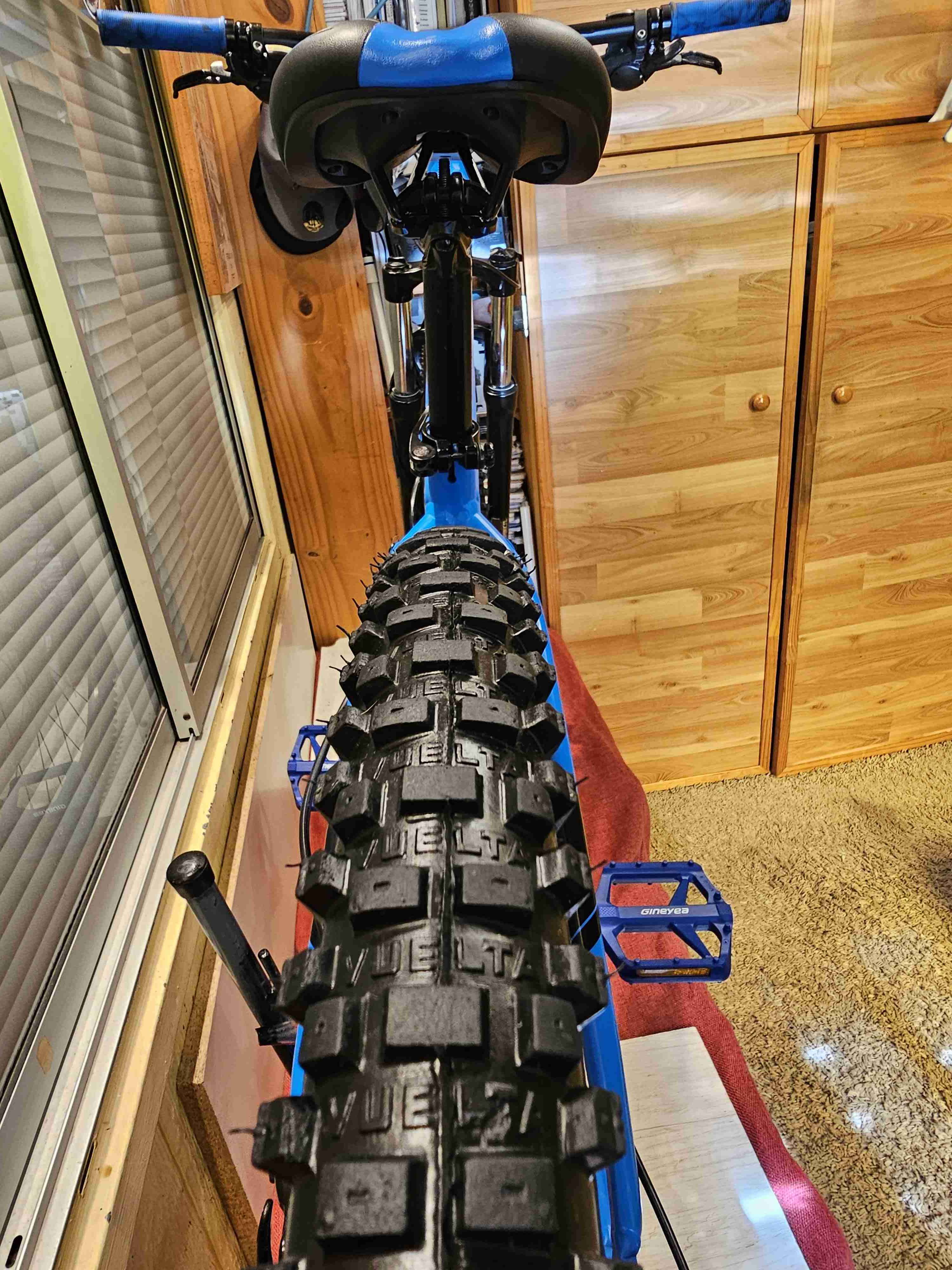 Bicicleta de montaña Trek azul - miniatura 3