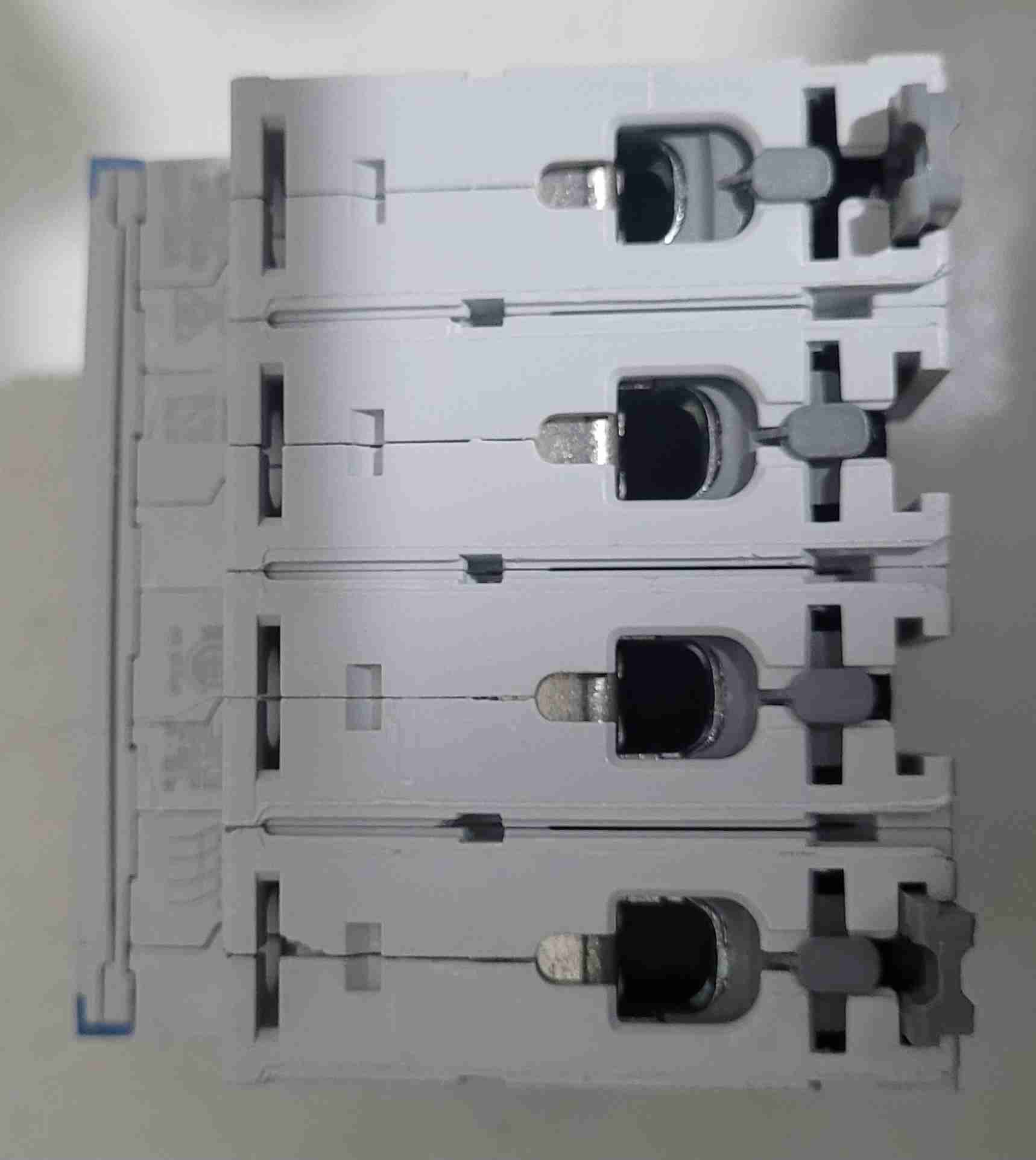 Interruptor automático Legrand D25 - miniatura 6