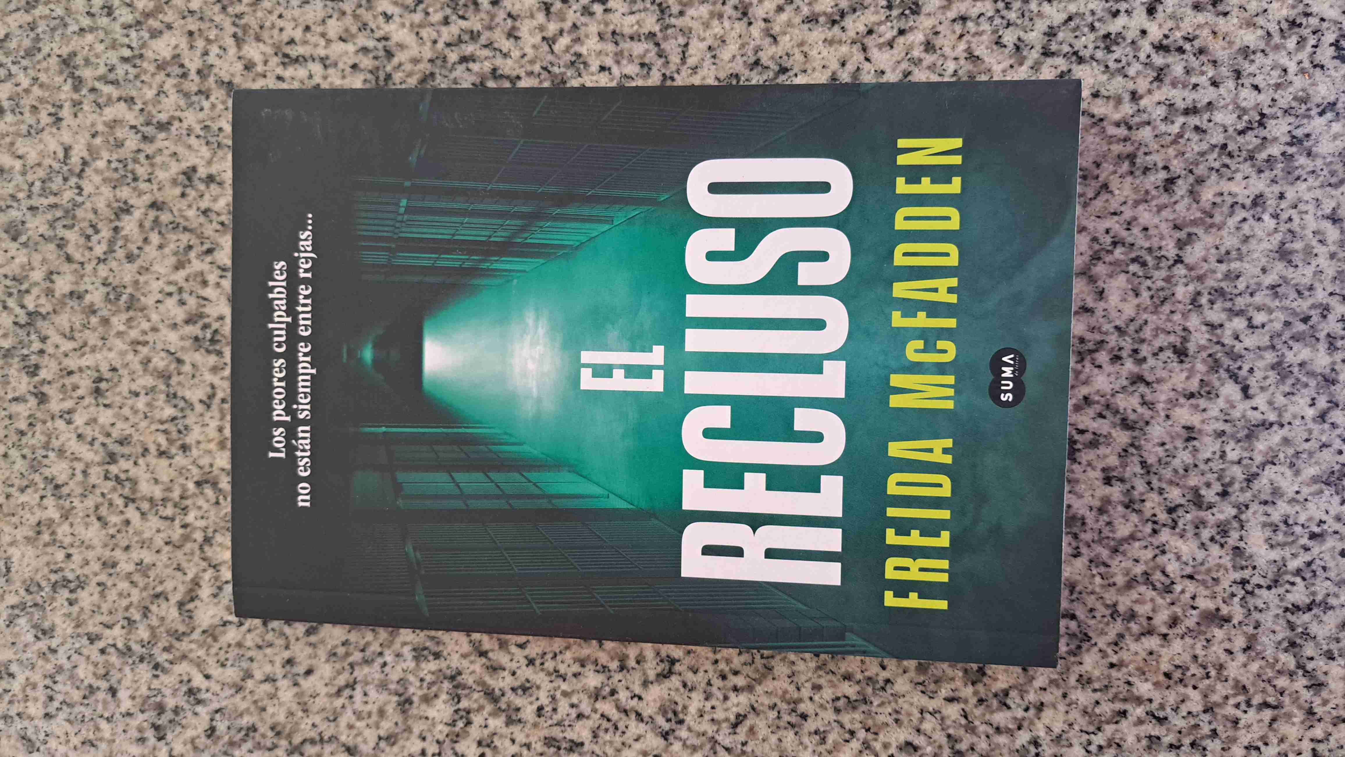 Libro El Recluso de Freida McFadden