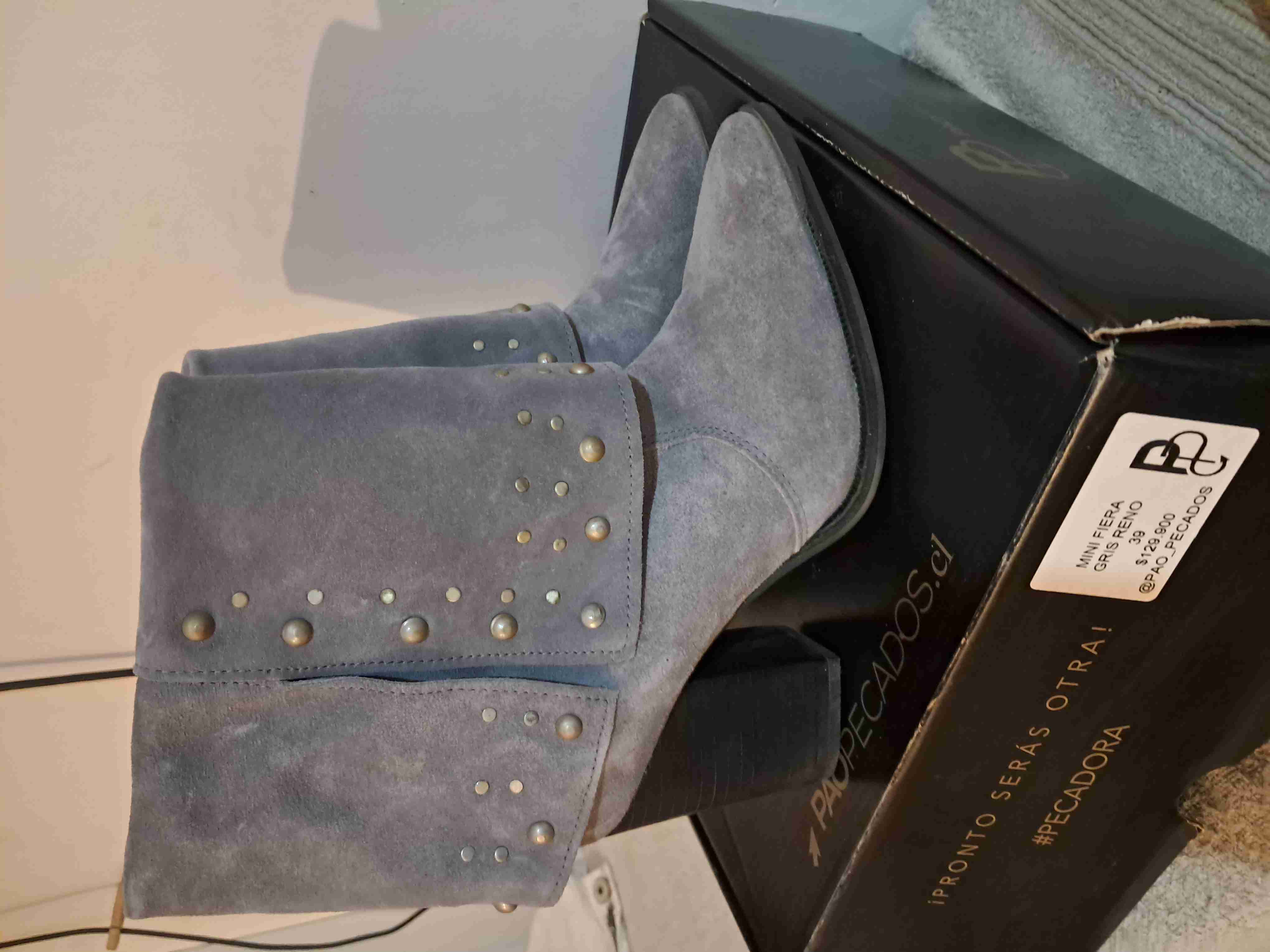 Botines gris con tachas - miniatura 1