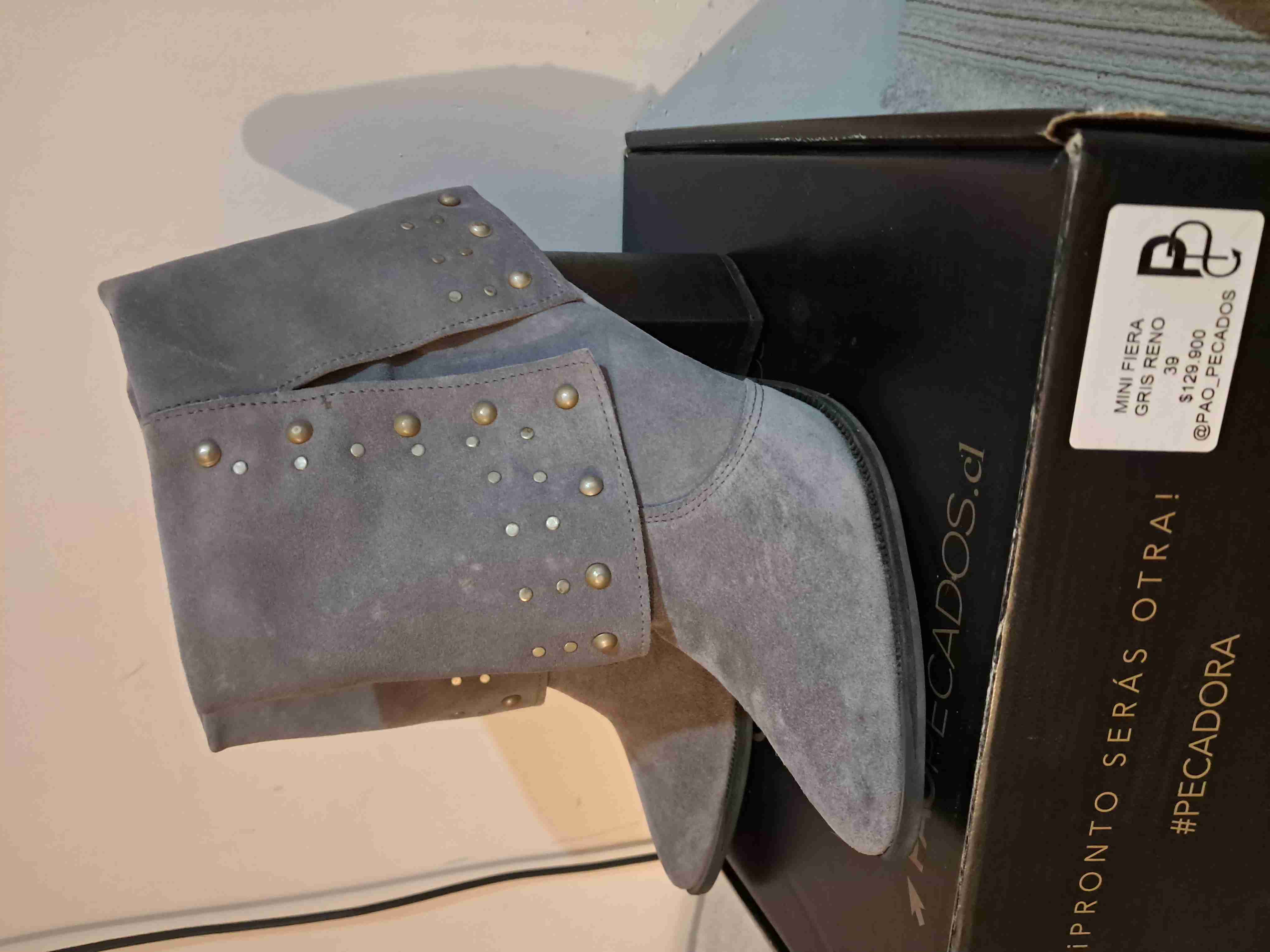 Botines gris con tachas - miniatura 2