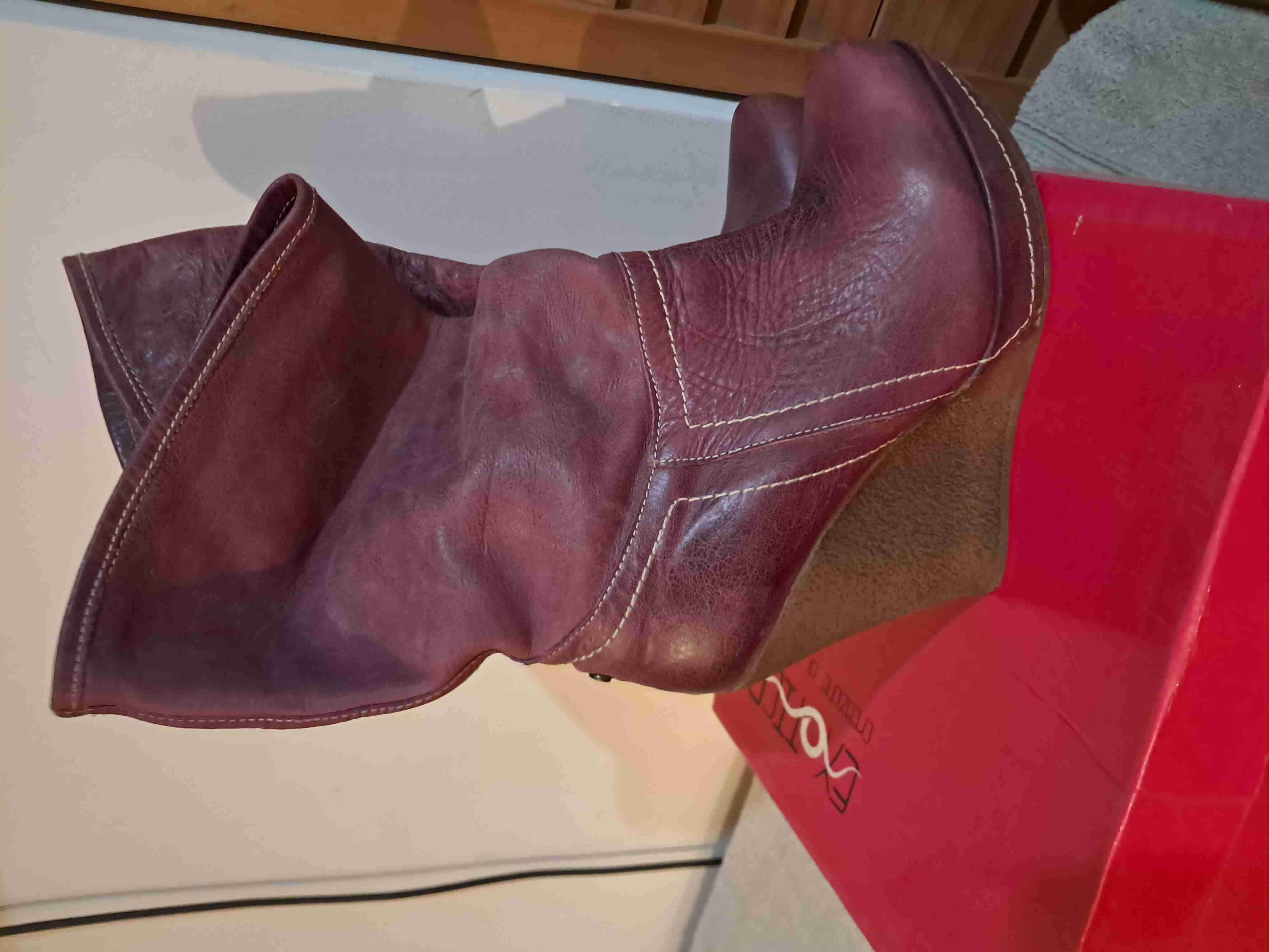 Botines burdeos de cuña - miniatura 1