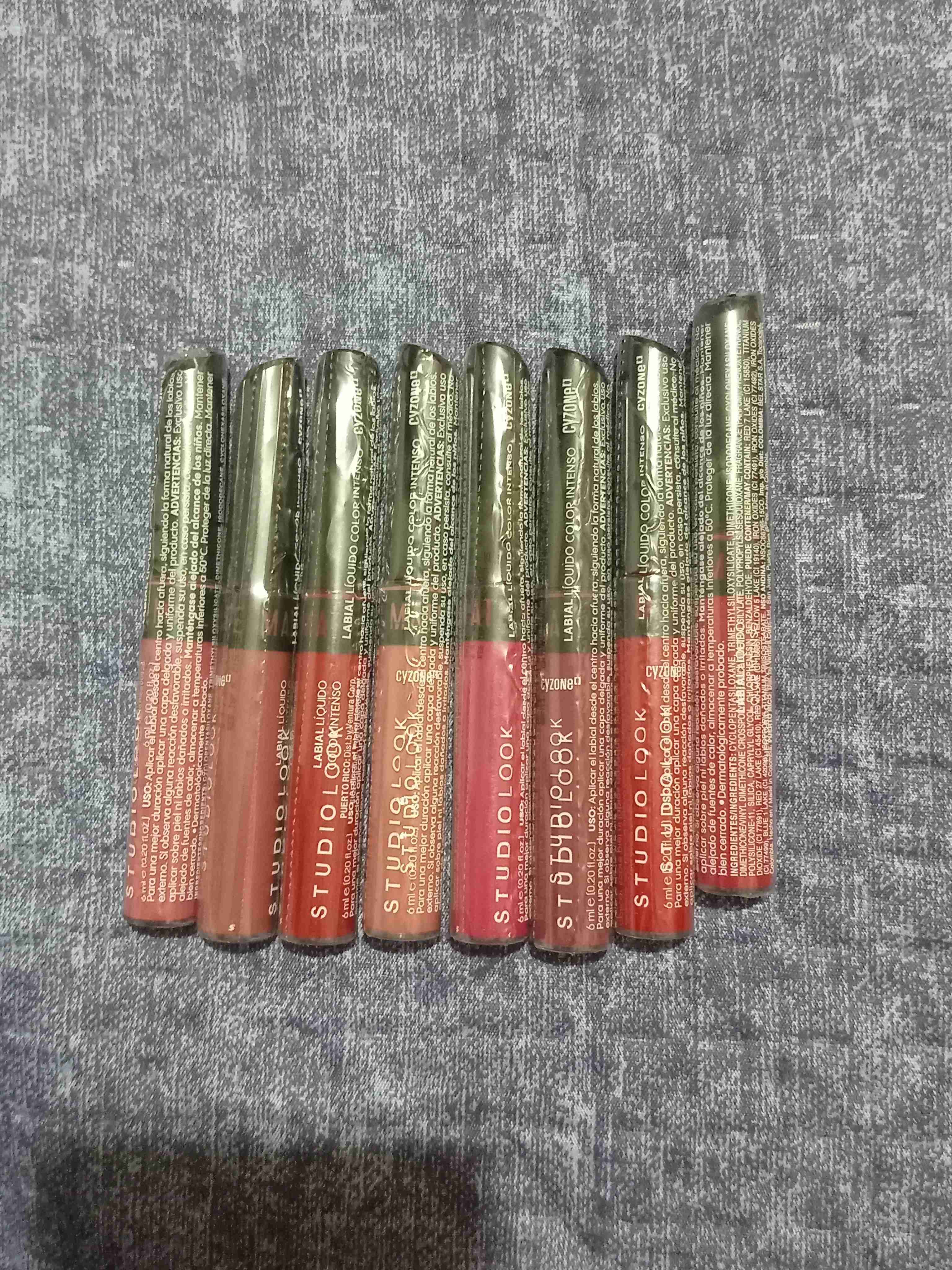 Labial líquido cyzone rojo - miniatura 2