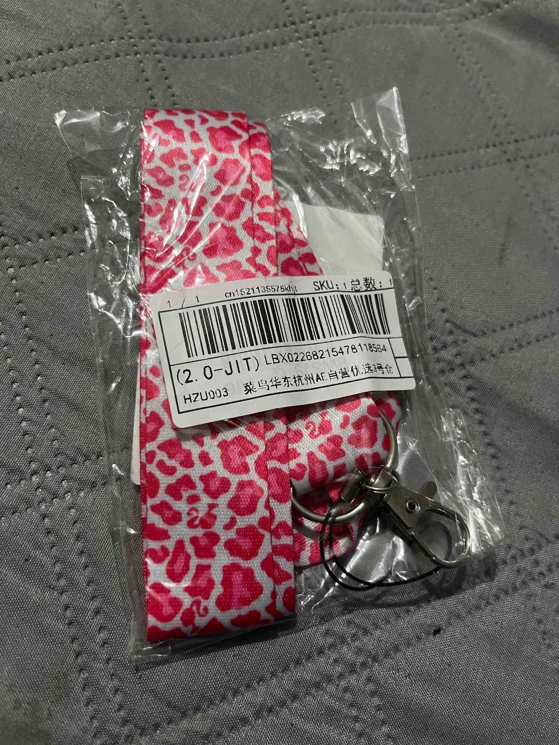 Lanyard rosa de leopardo y Barbie