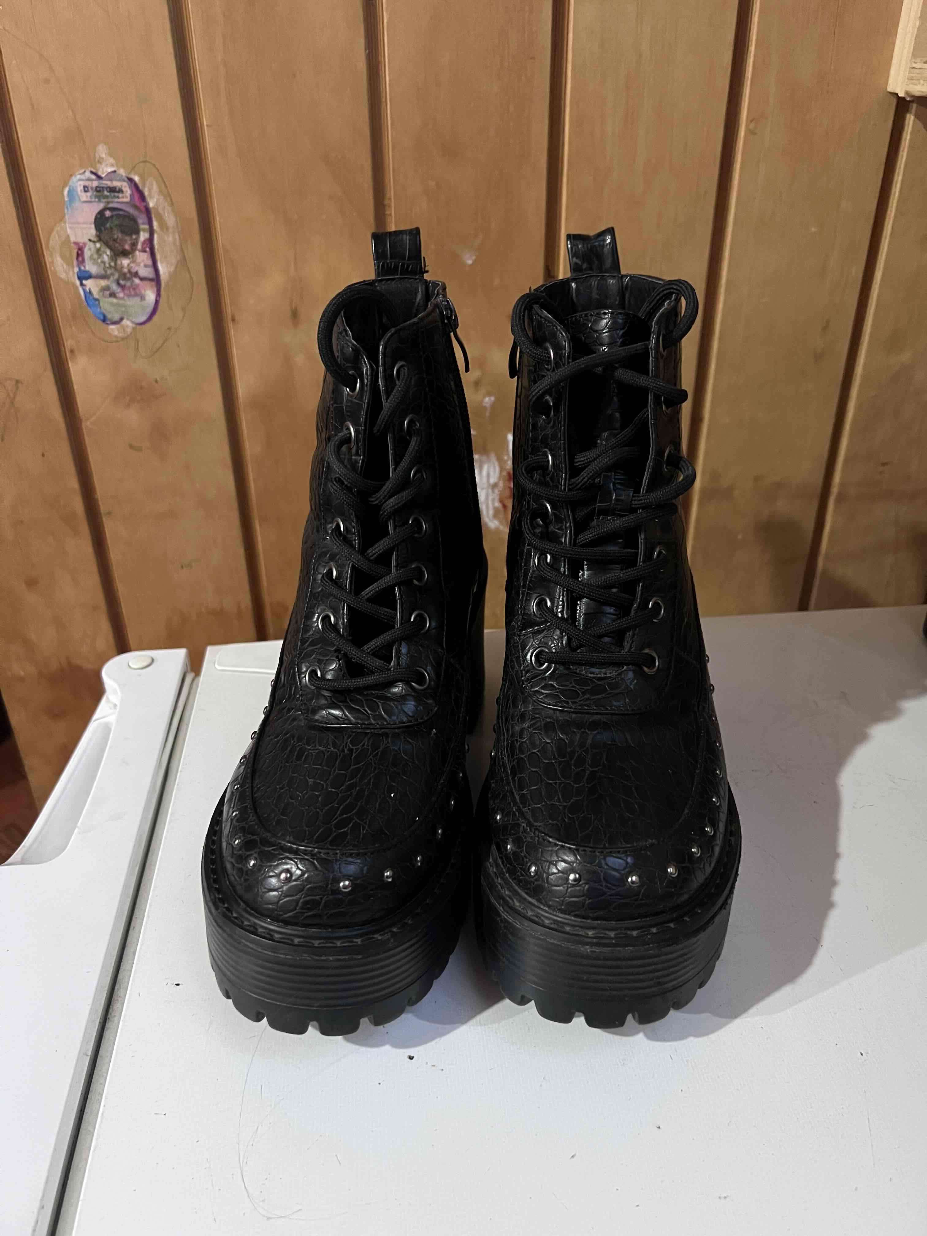 Botines negros con plataforma - miniatura 2