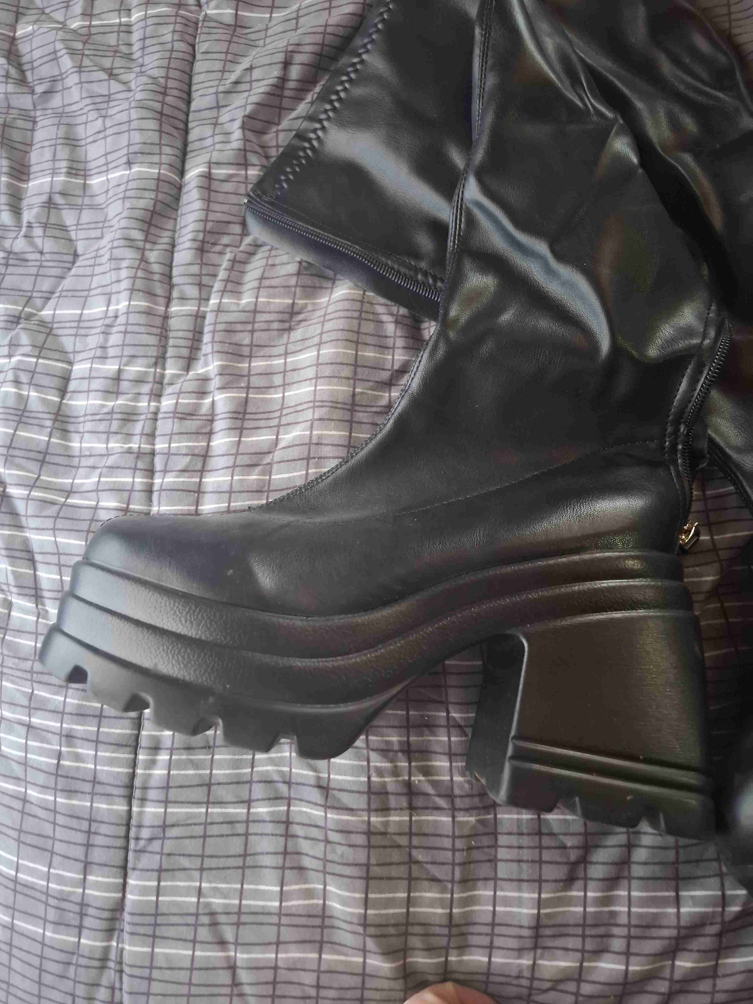 Botas plataforma negras - miniatura 2