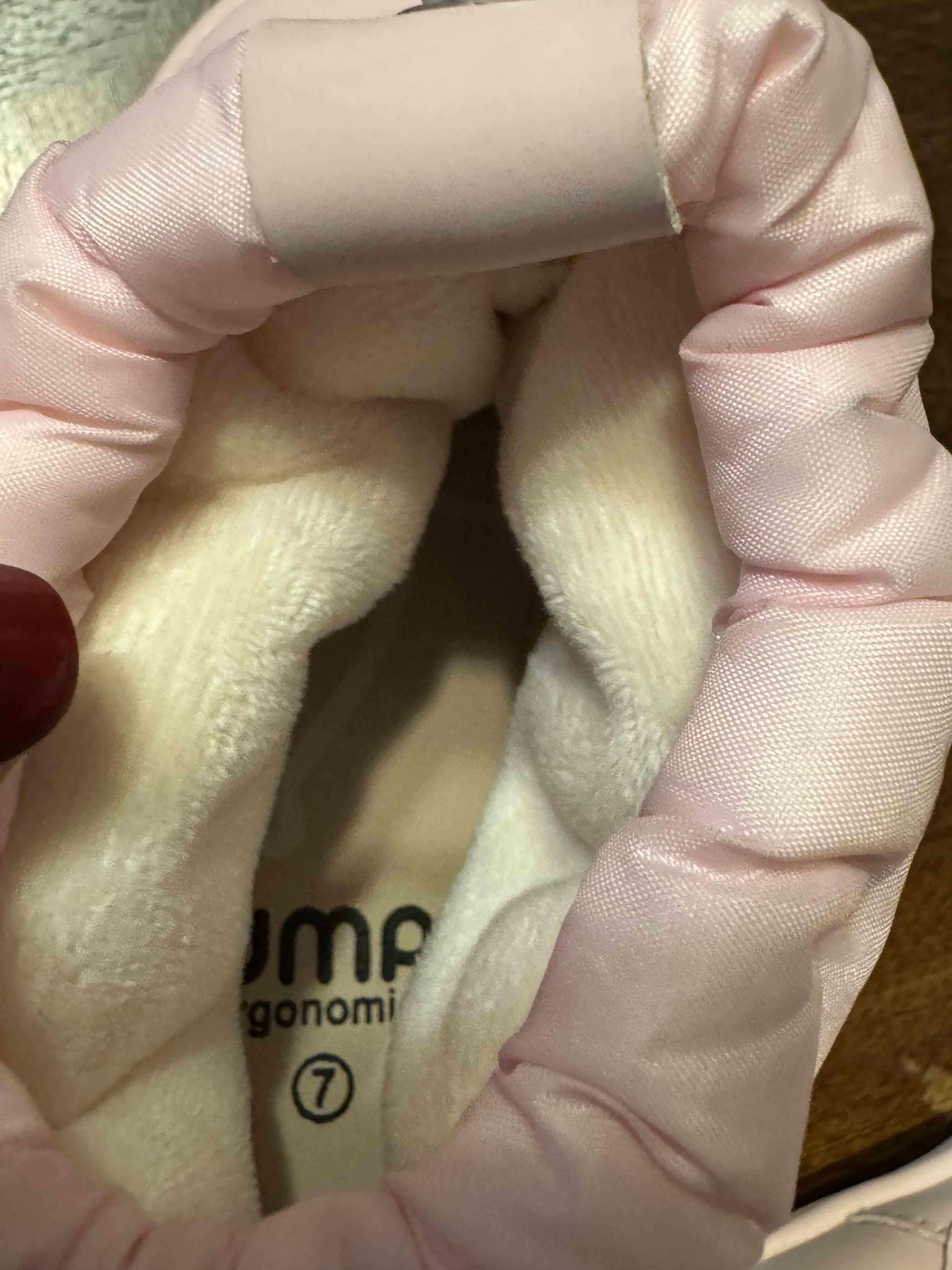 Botitas rosadas de invierno - miniatura 3