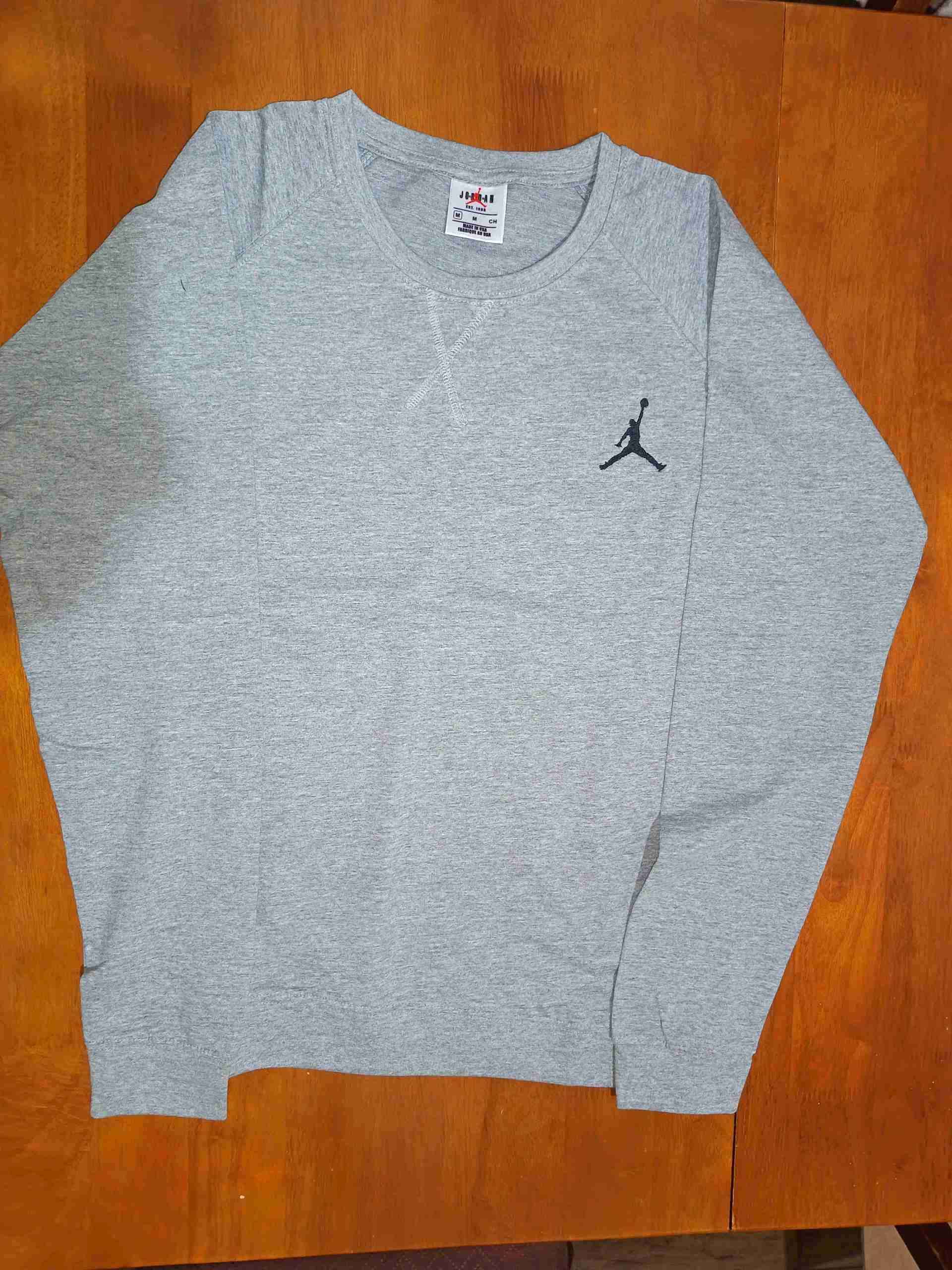 Polerones Tommy Hilfiger y Jordan - miniatura 3