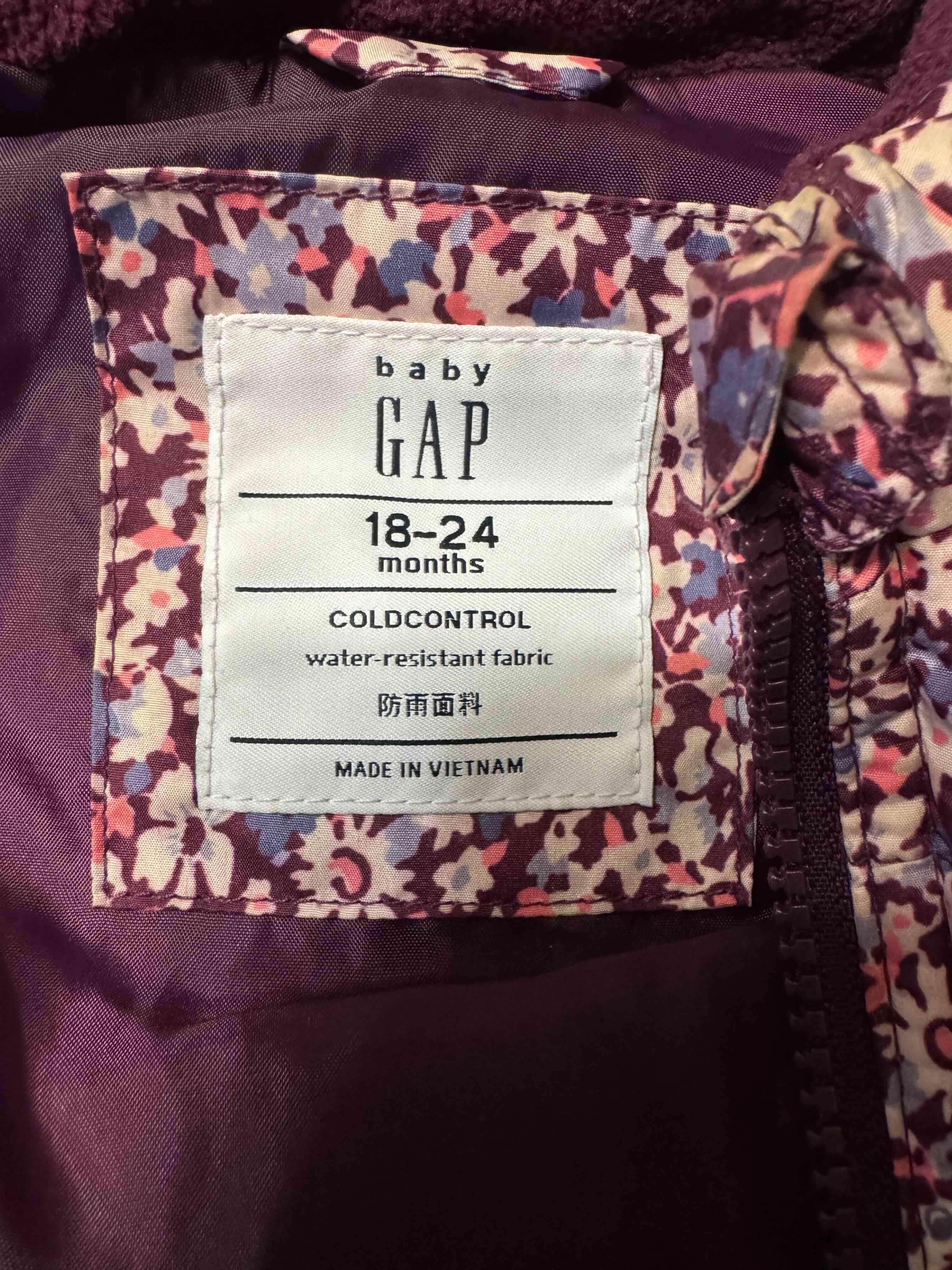 Chaleco acolchado floral GAP - miniatura 2