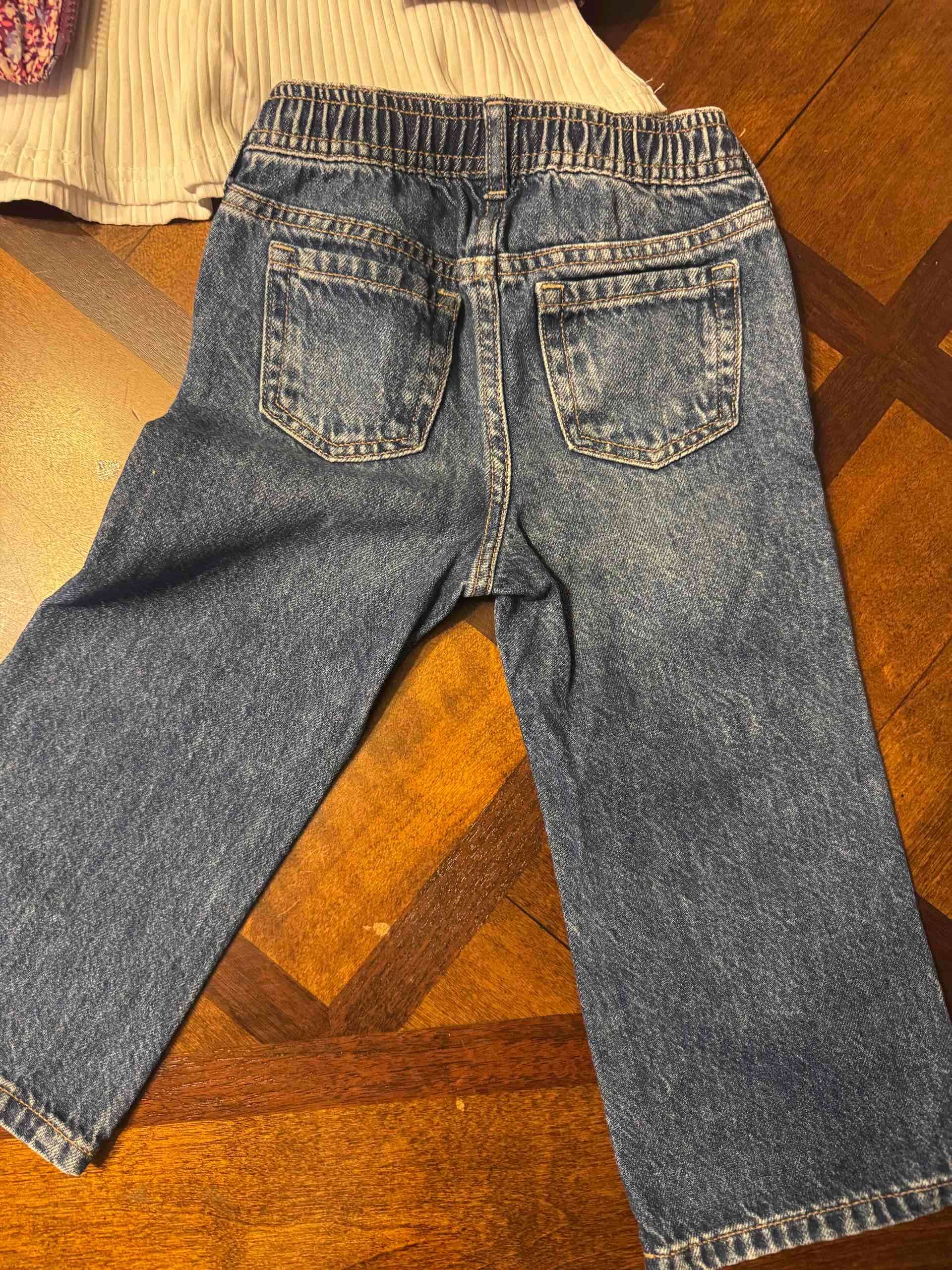 Pantalones de mezclilla infantil Gap kids