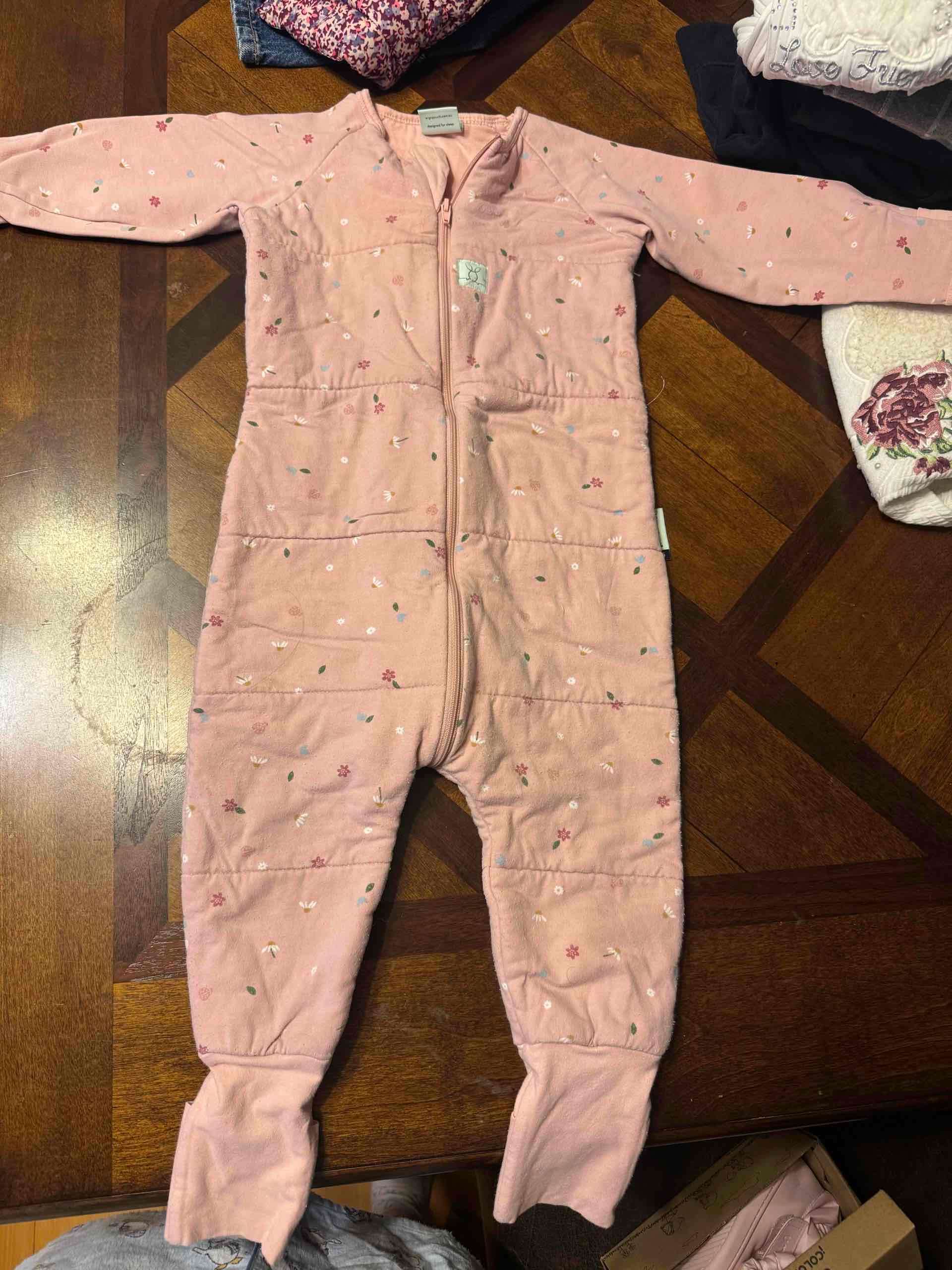 Pijama rosa para bebé Ergopouch