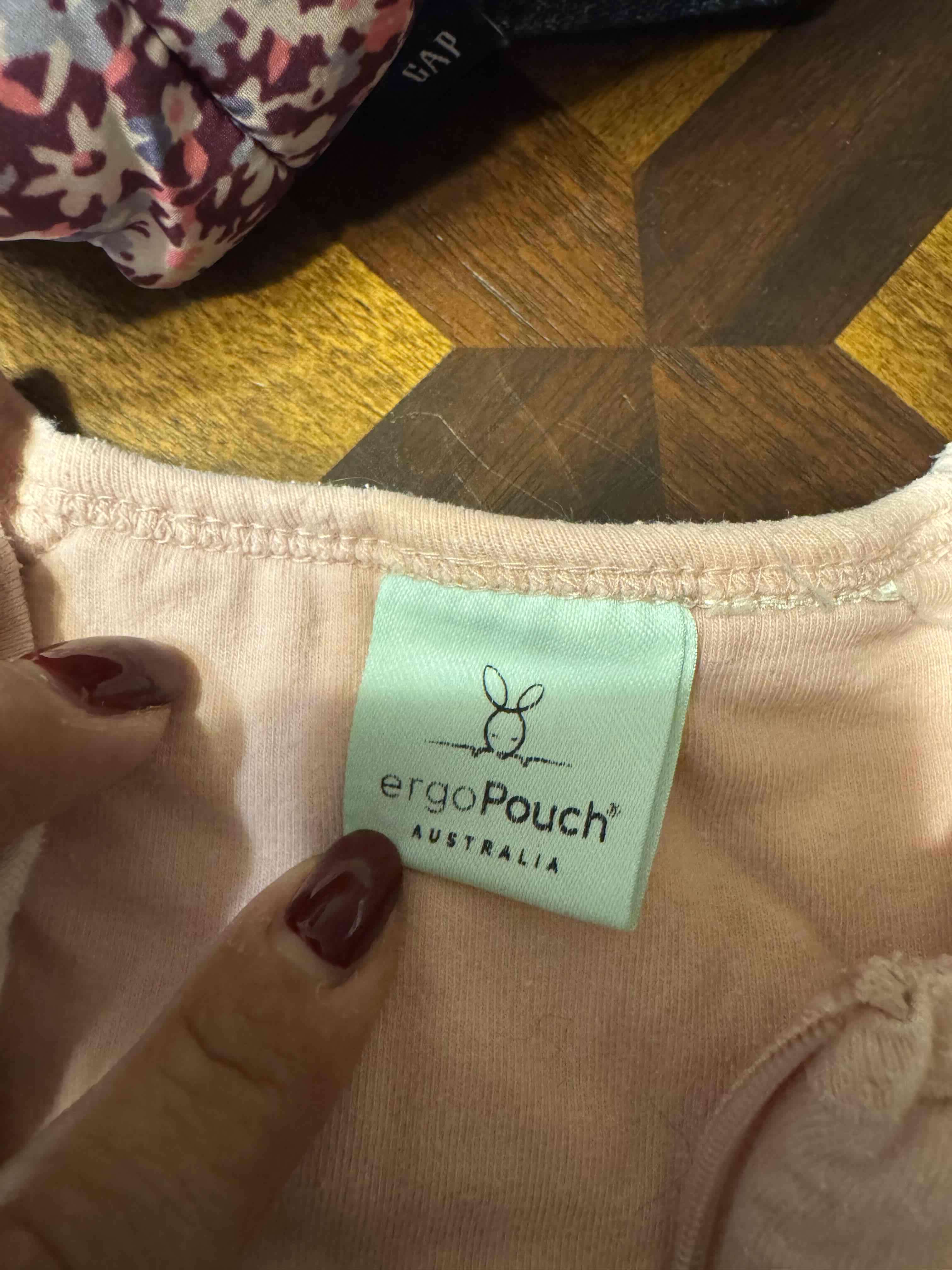 Pijama rosa para bebé Ergopouch - miniatura 3