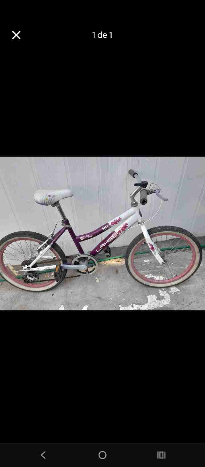 Bicicleta Lahsen blanco y morado