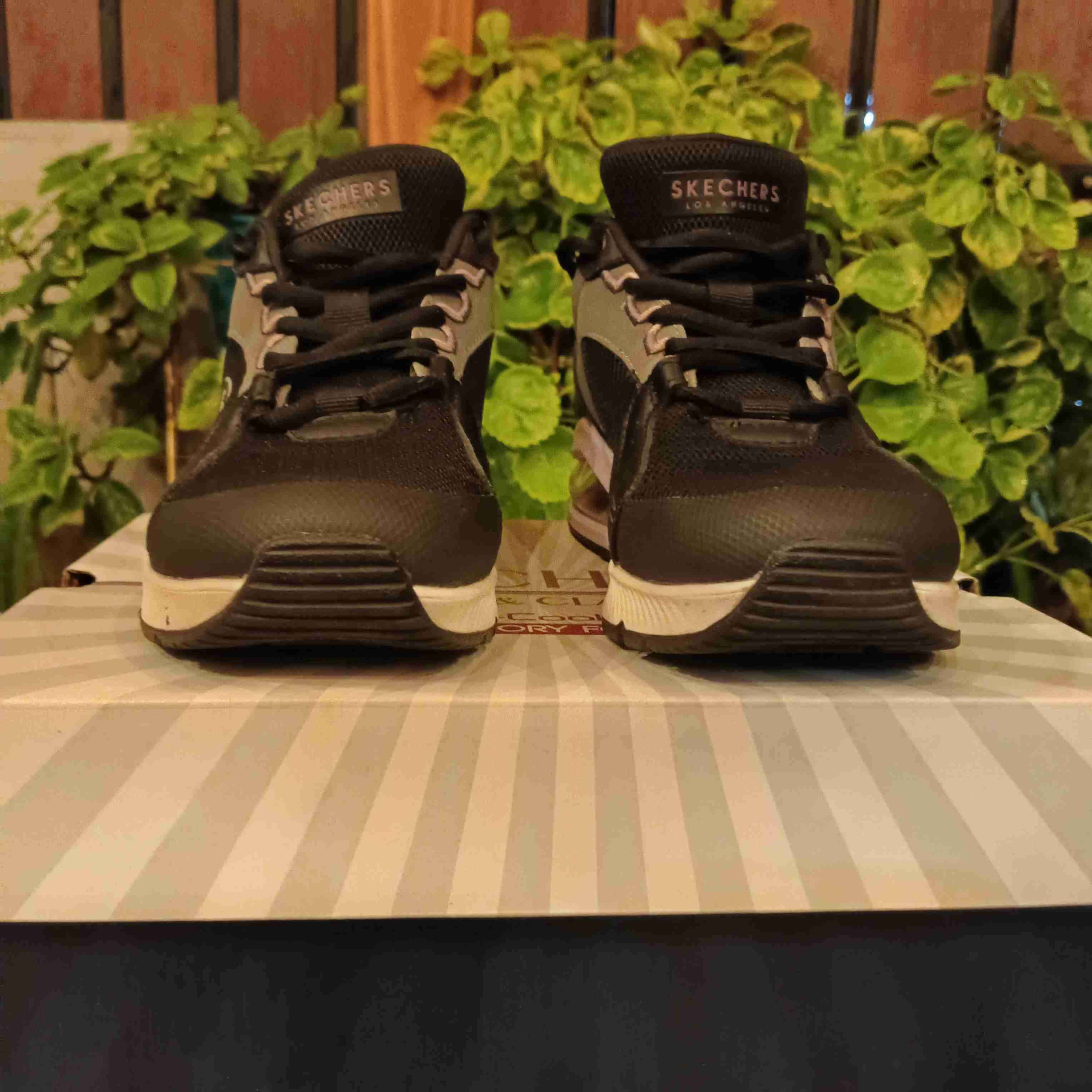 Zapatillas Skechers "poco uso"🏃‍♀️ - miniatura 3