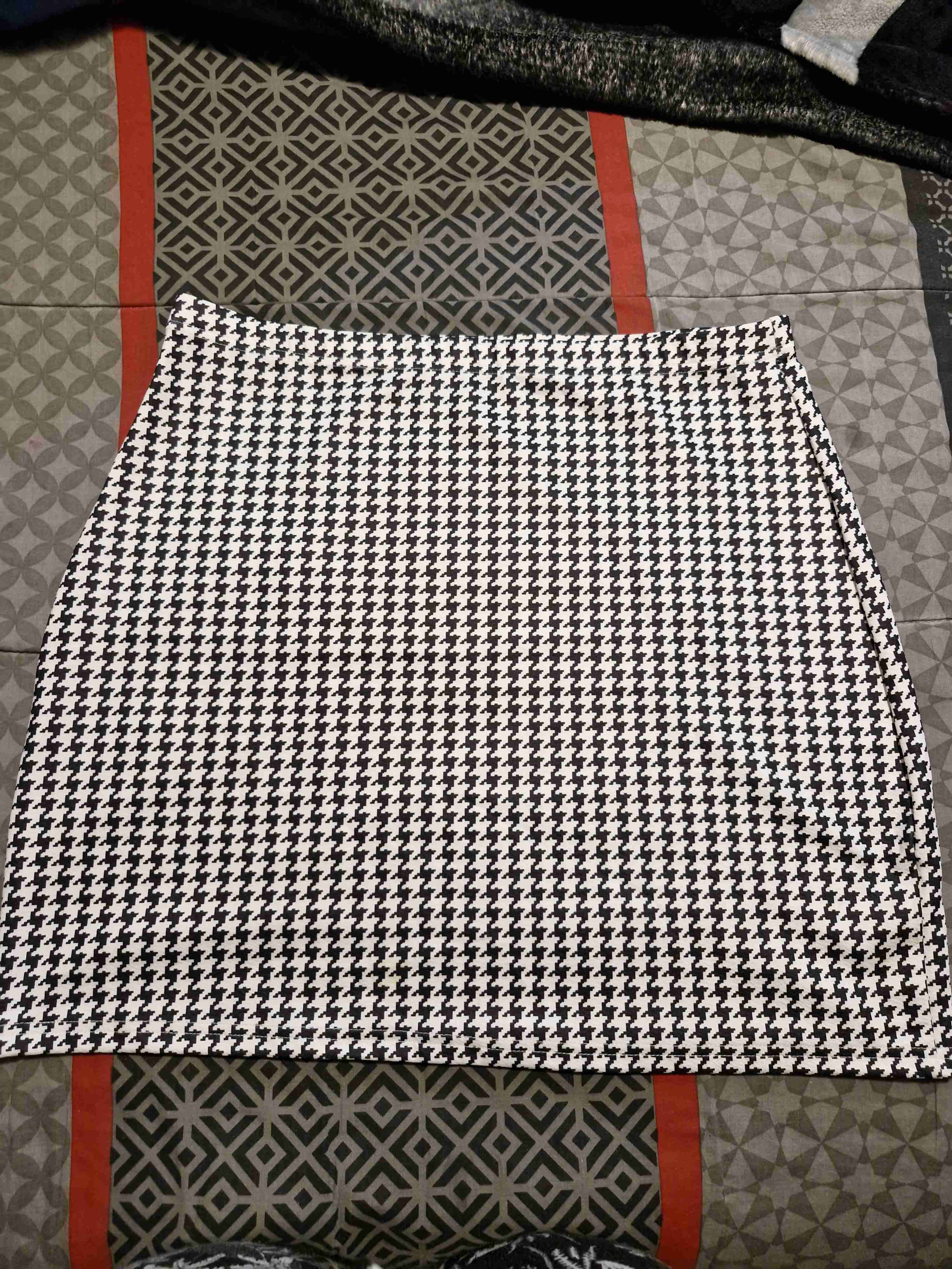 Falda corta - miniatura 2