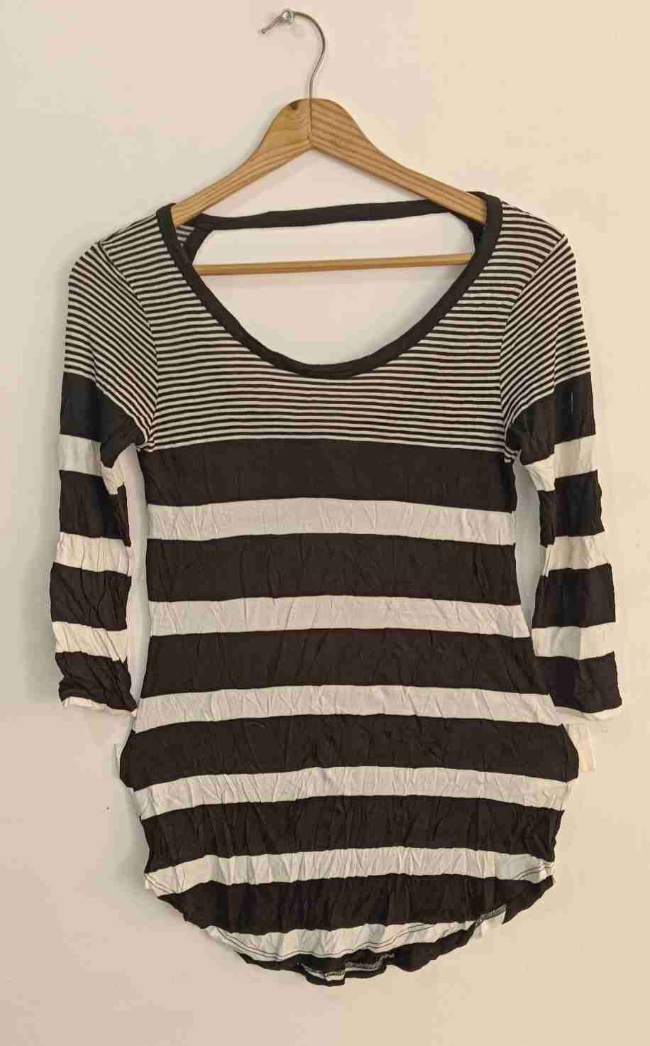 Blusas y poleras - miniatura 5