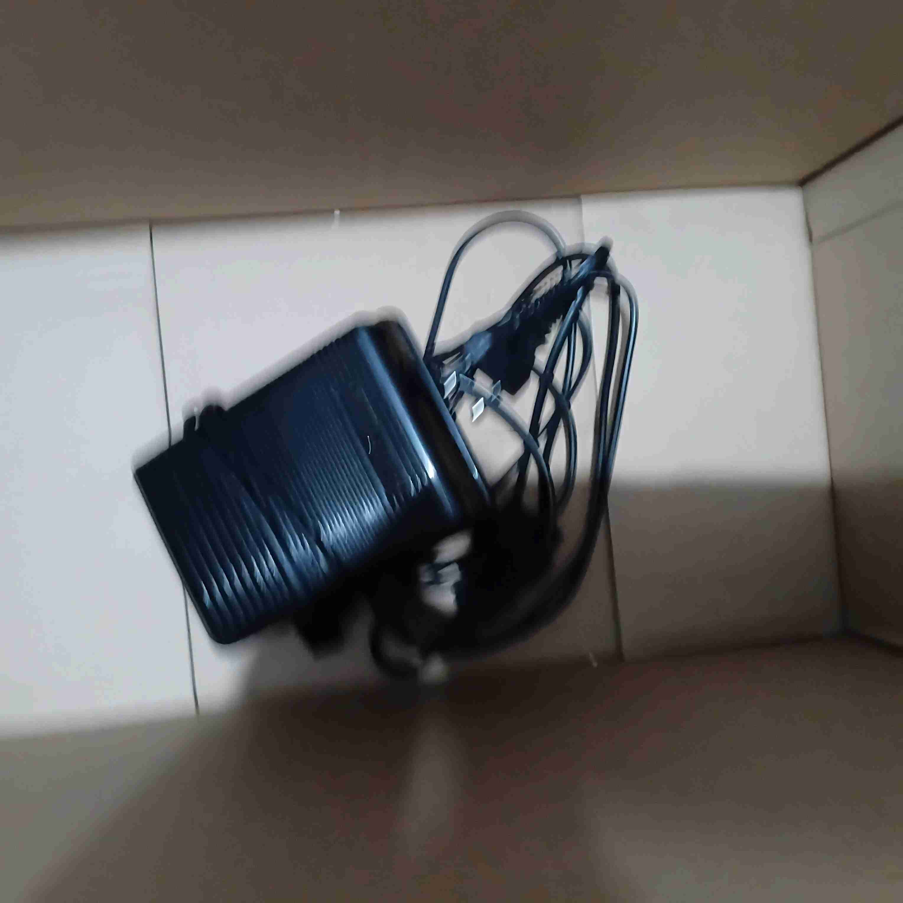 Máquina de coser verde Merritt - miniatura 3