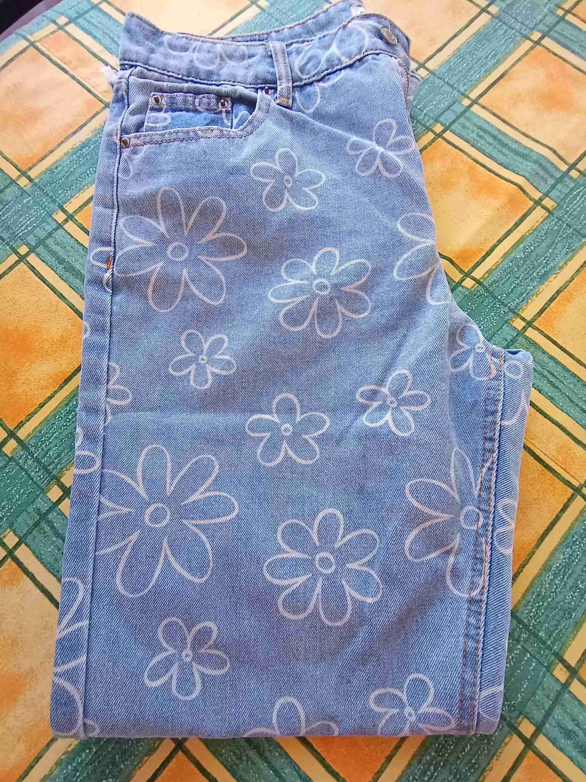 Jeans con flores OPPOSITE talla 42 - miniatura 3