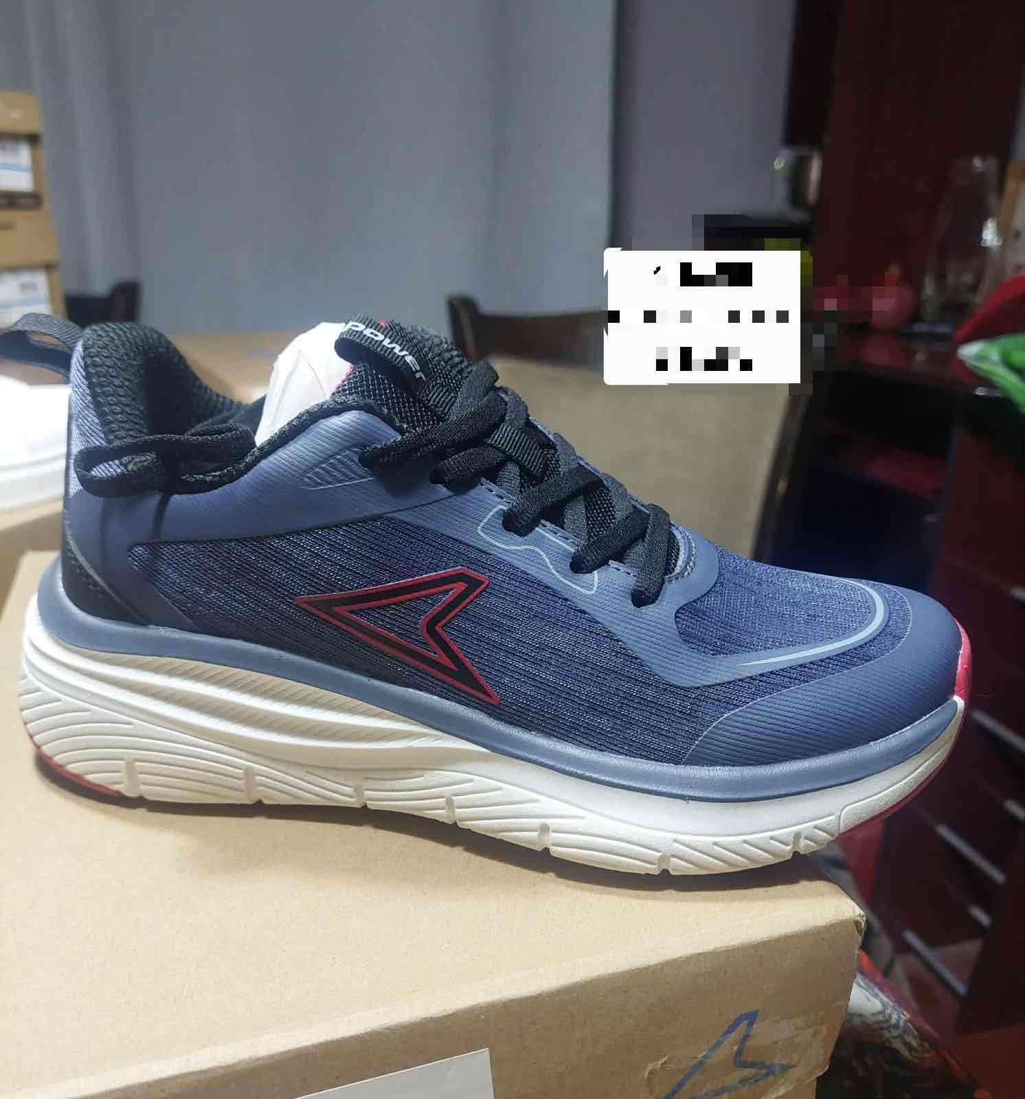 Lote de zapatos variados - miniatura 4