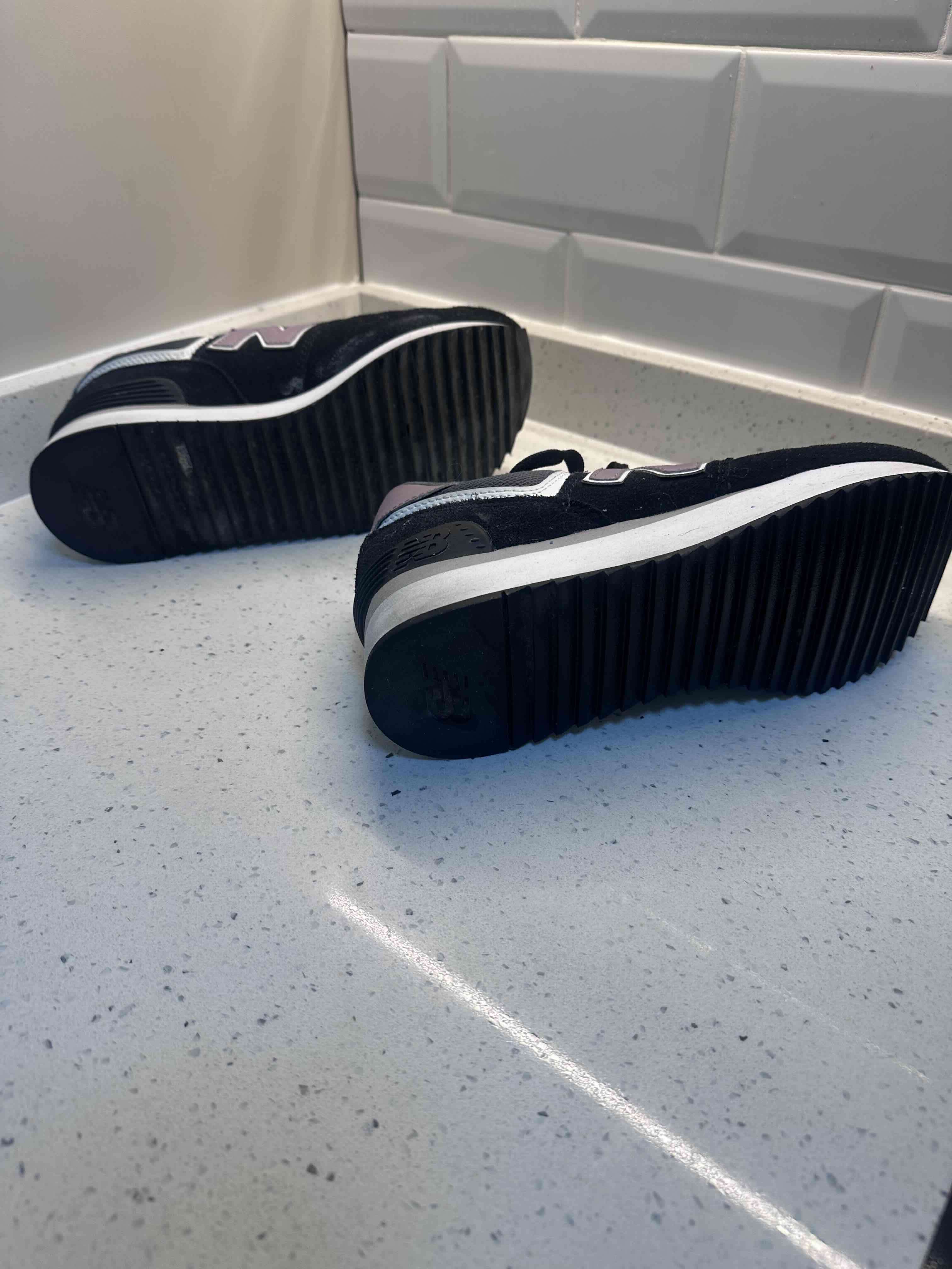 Zapatillas negras New Balance 574 - miniatura 4