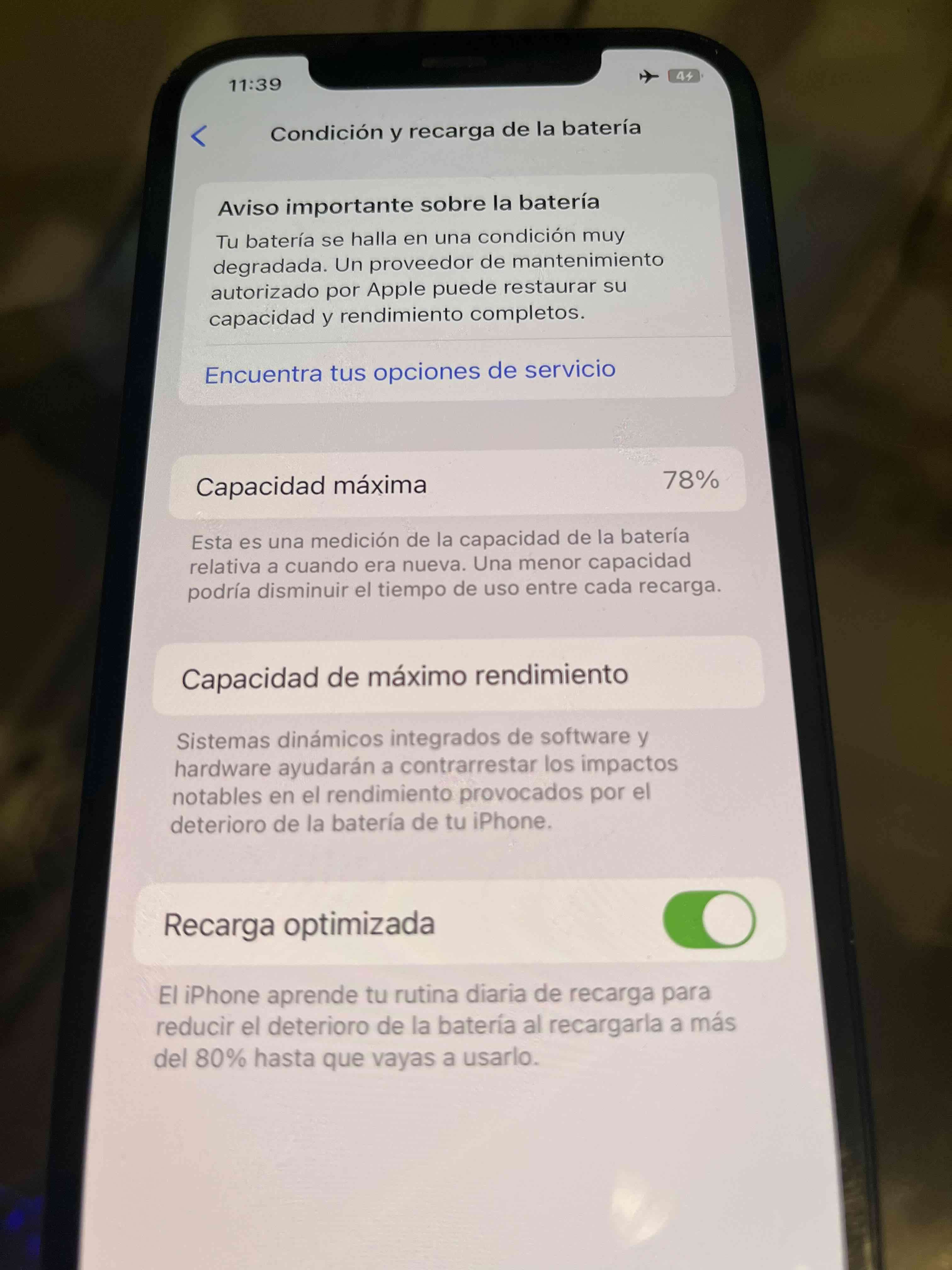 iPhone 12 en buen estado - miniatura 3