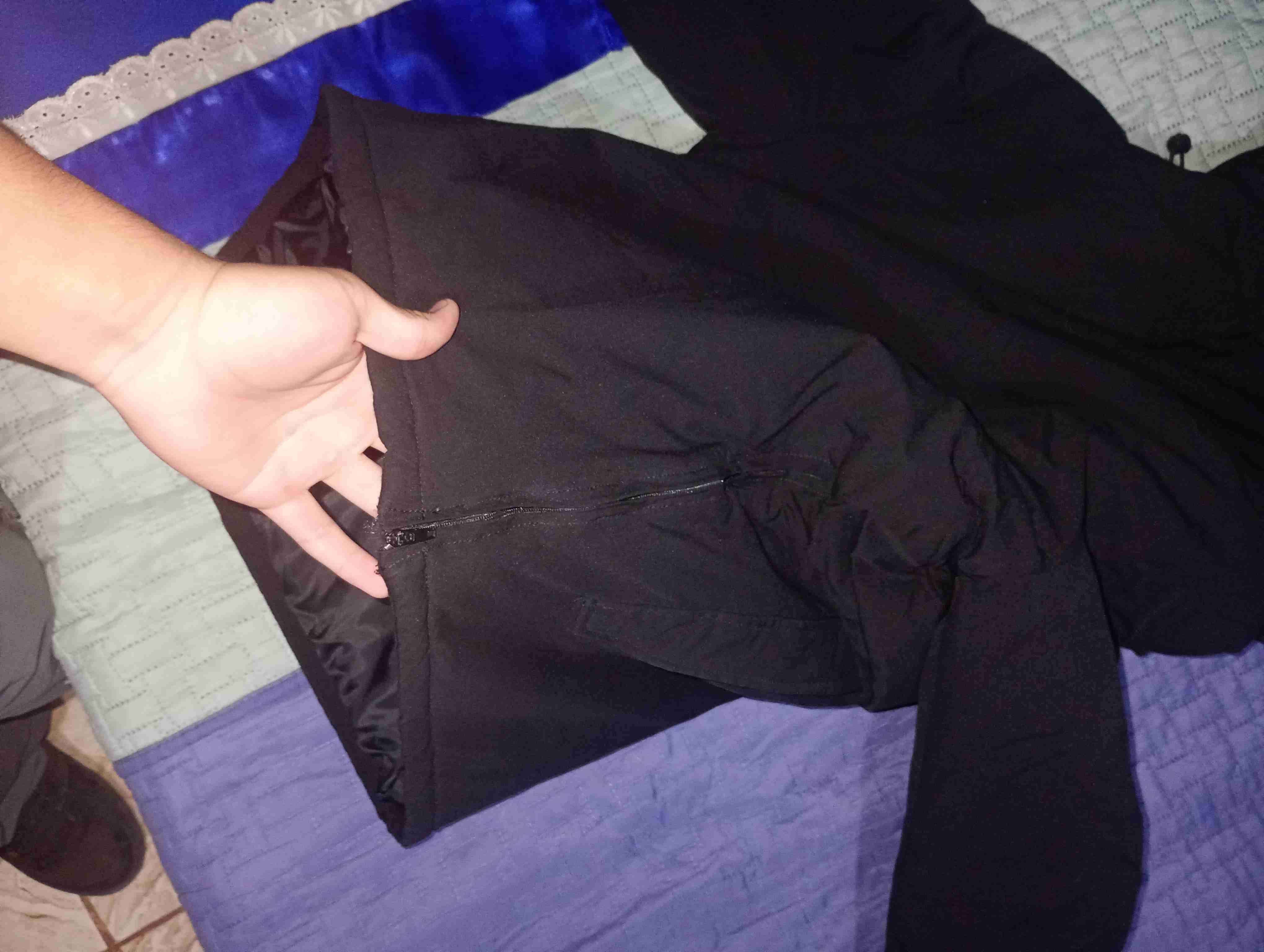 Chaqueta negra - miniatura 3