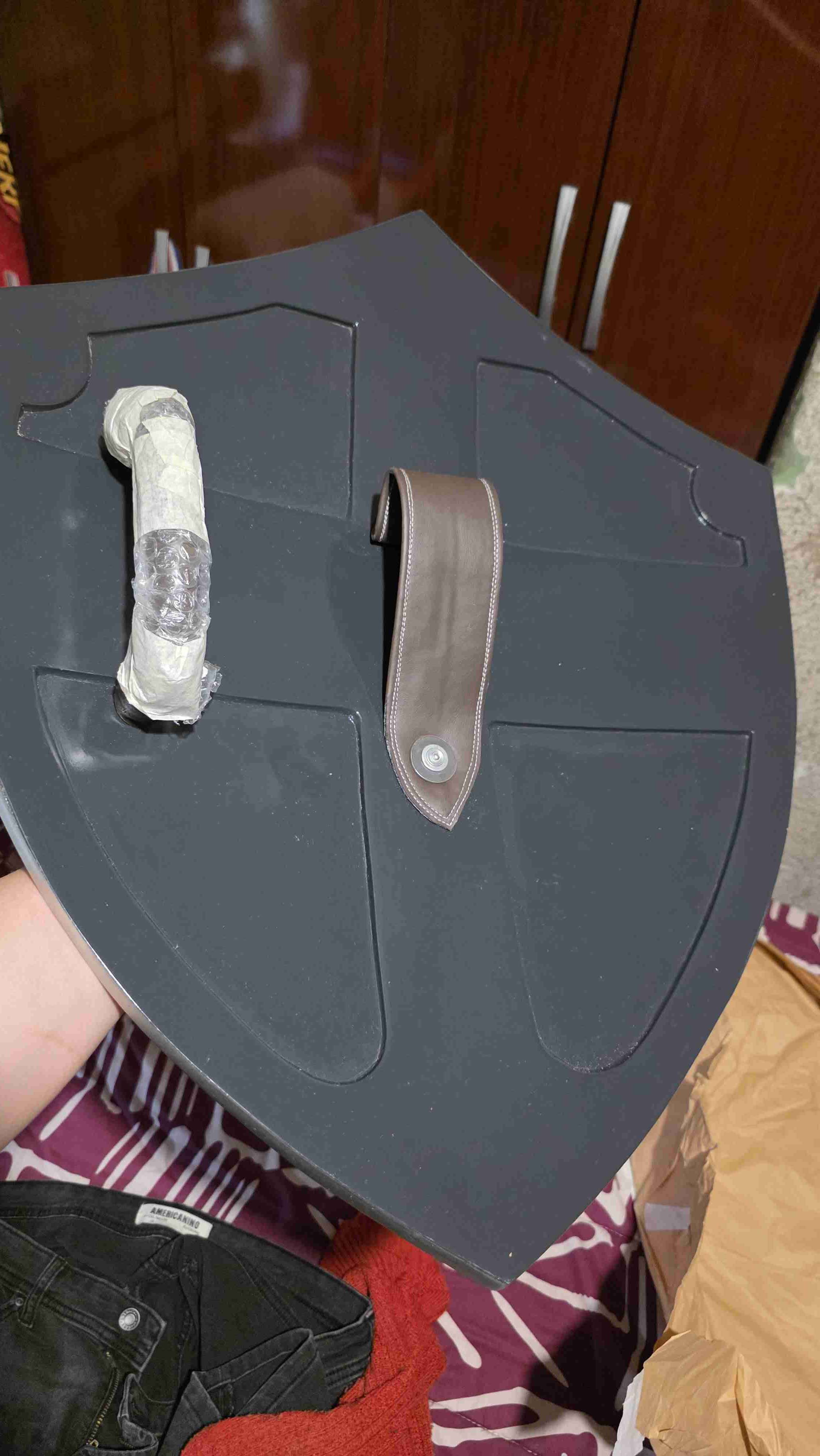 Espada maestra y escudo hyliano - miniatura 2