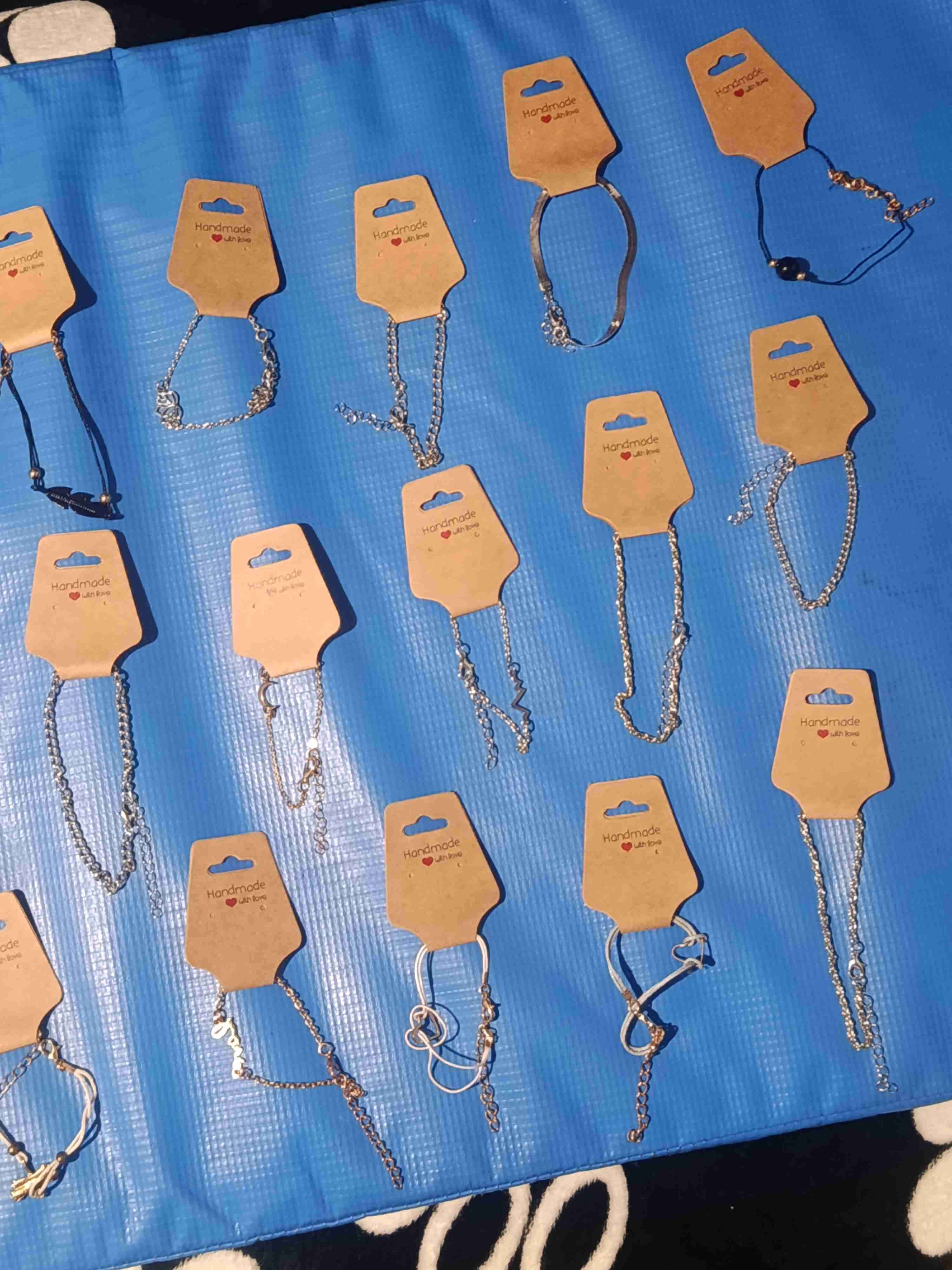 Pulseras artesanales variadas - miniatura 2