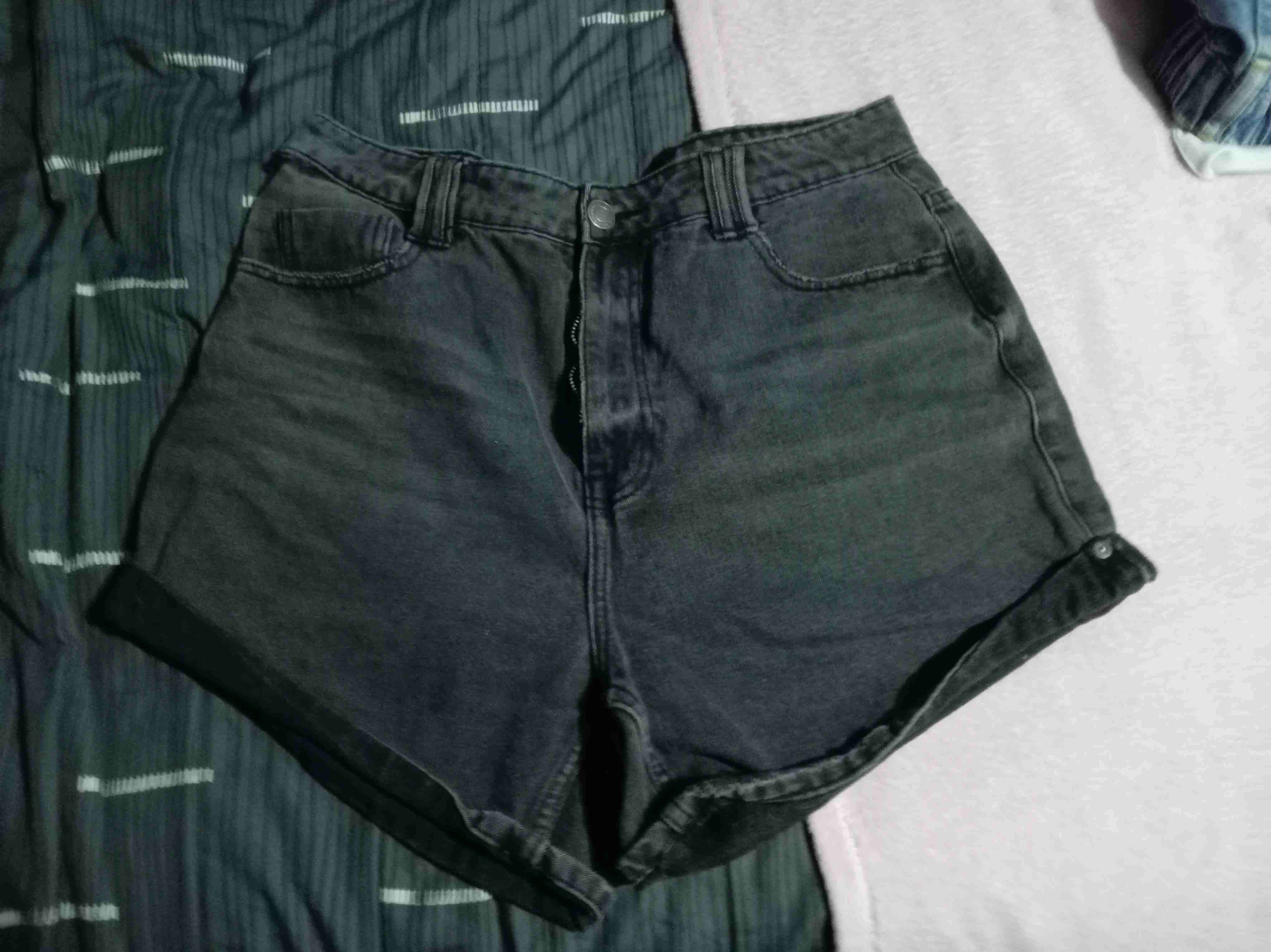 Short de mezclilla negro - miniatura 1