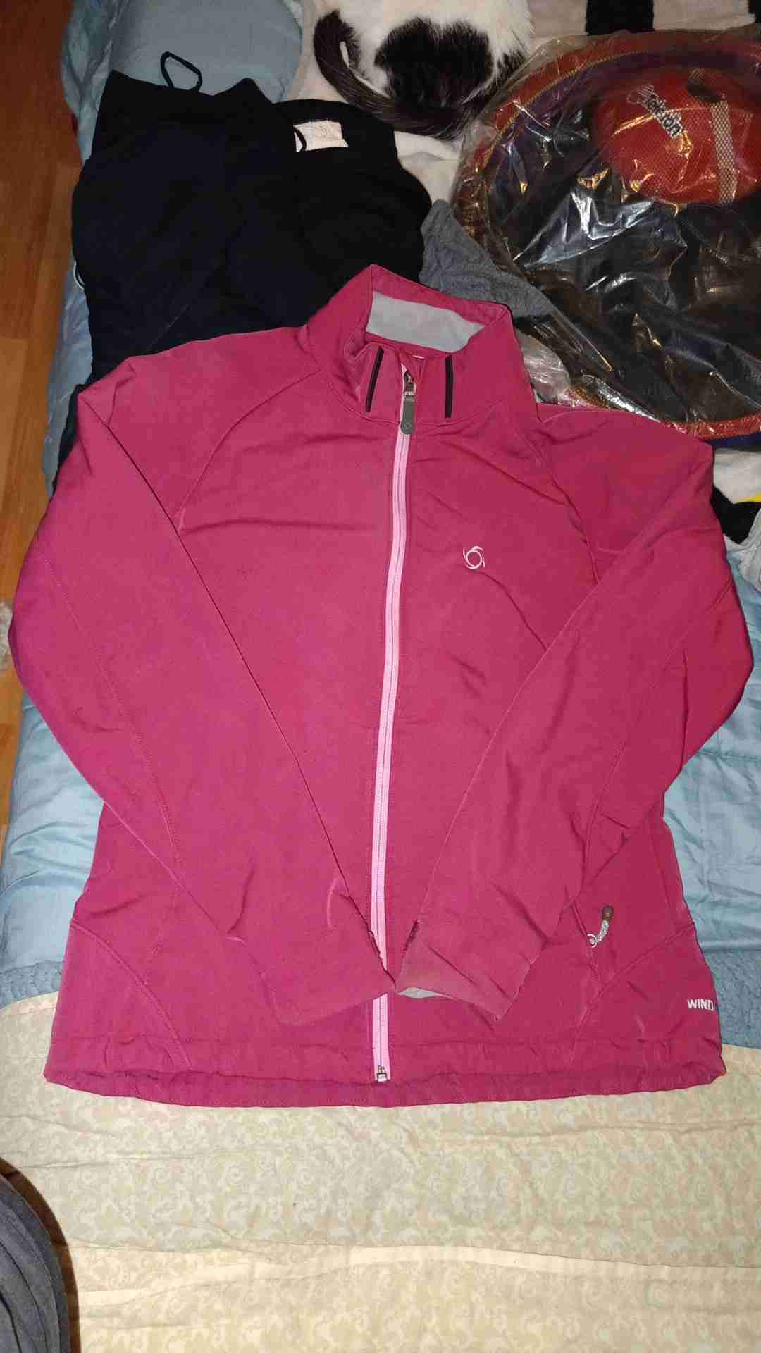 Chaqueta fucsia de mujer - miniatura 1