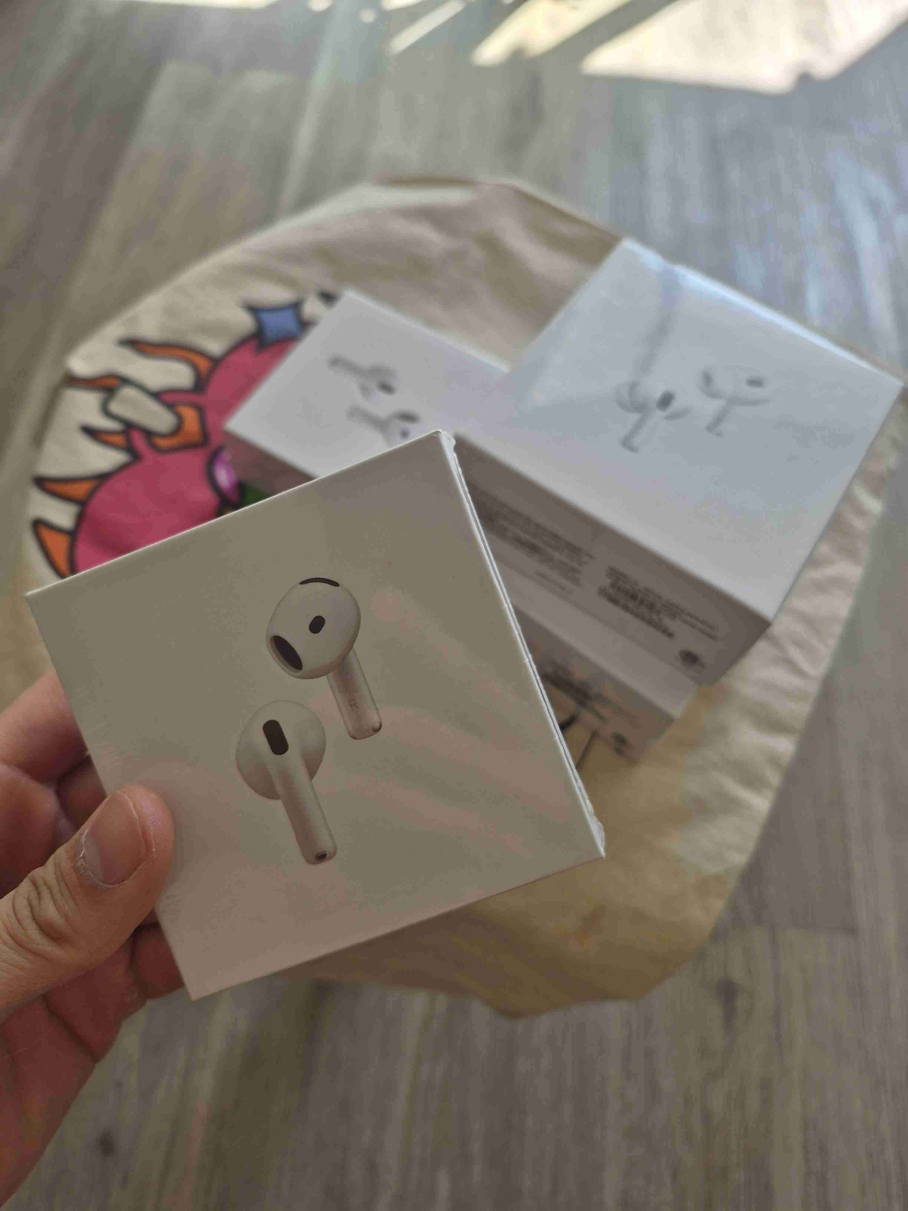 Auriculares AirPods de 4ta gen y pro 2 - miniatura 1