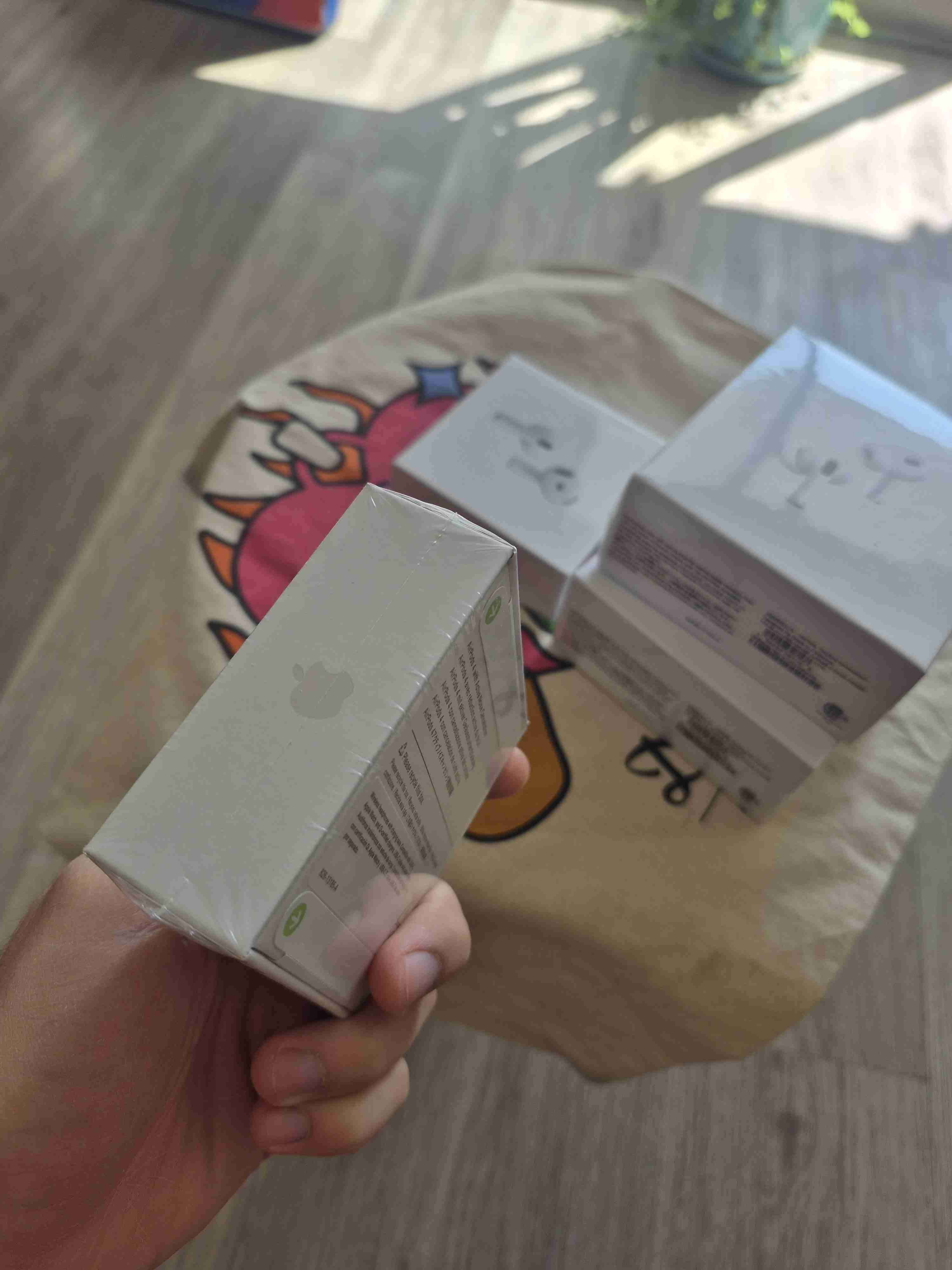 Auriculares AirPods de 4ta gen y pro 2 - miniatura 6